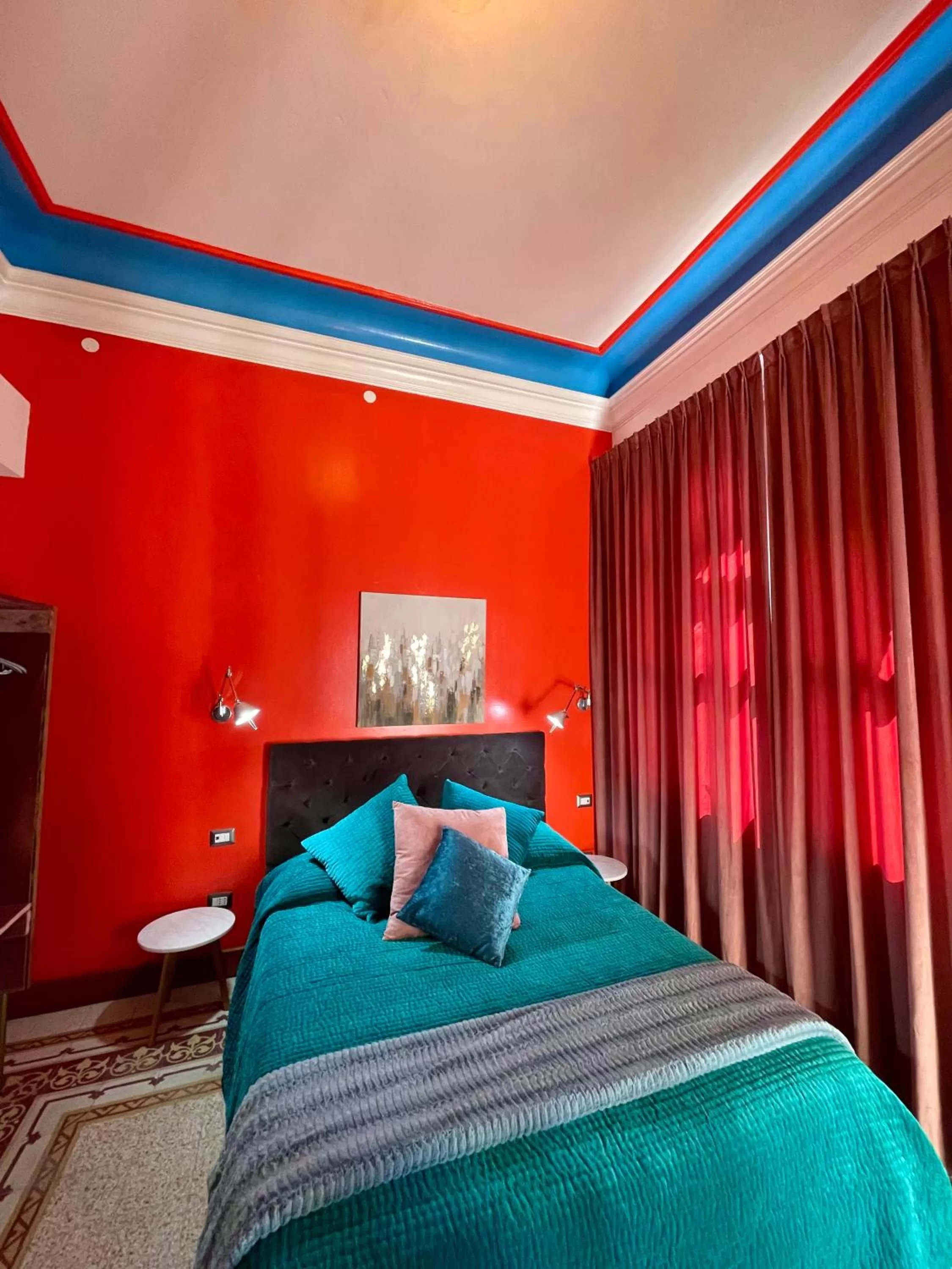 Bed in PALAZZO FIACCADORI - Historical Palace