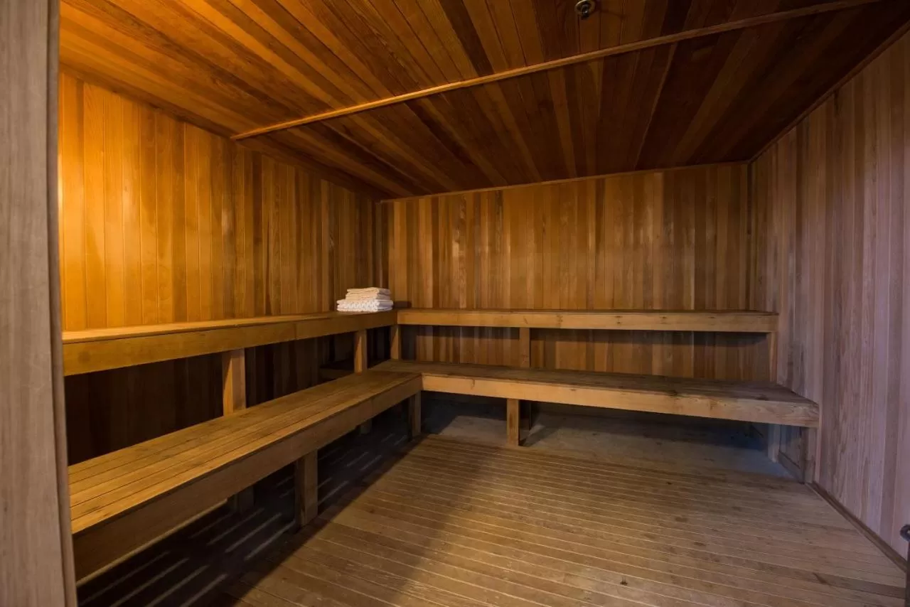 The Lodge at Mountaineer Square, A Vail Resorts Property