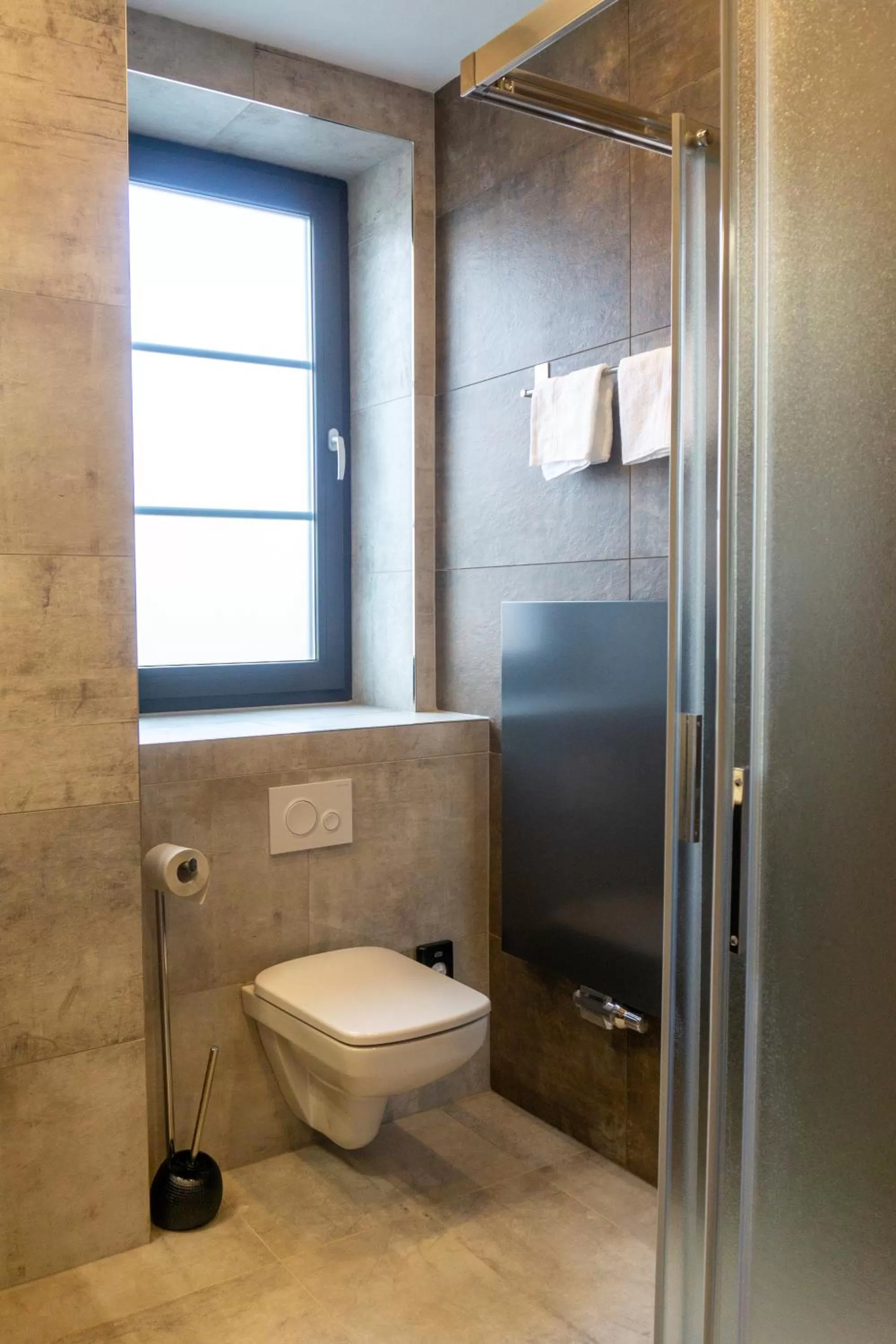 Bathroom in Pension Berlin