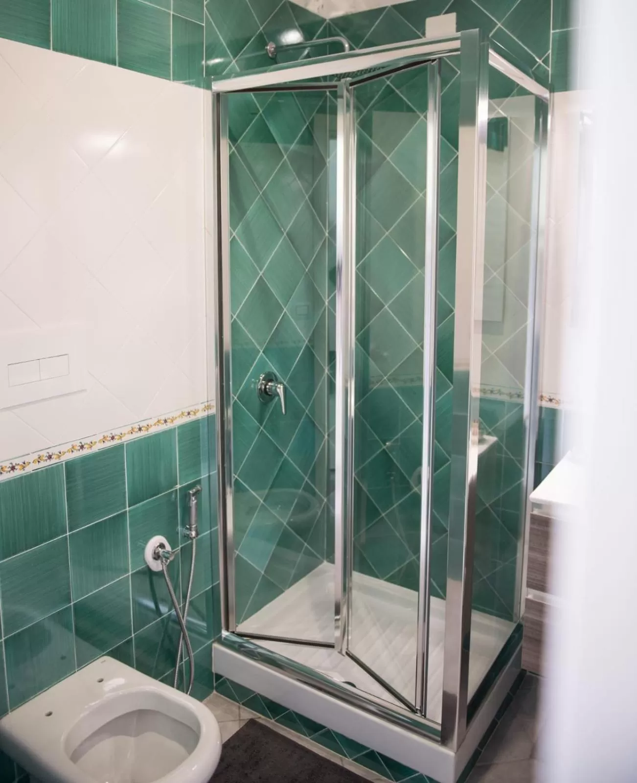 Shower in B&B Marina