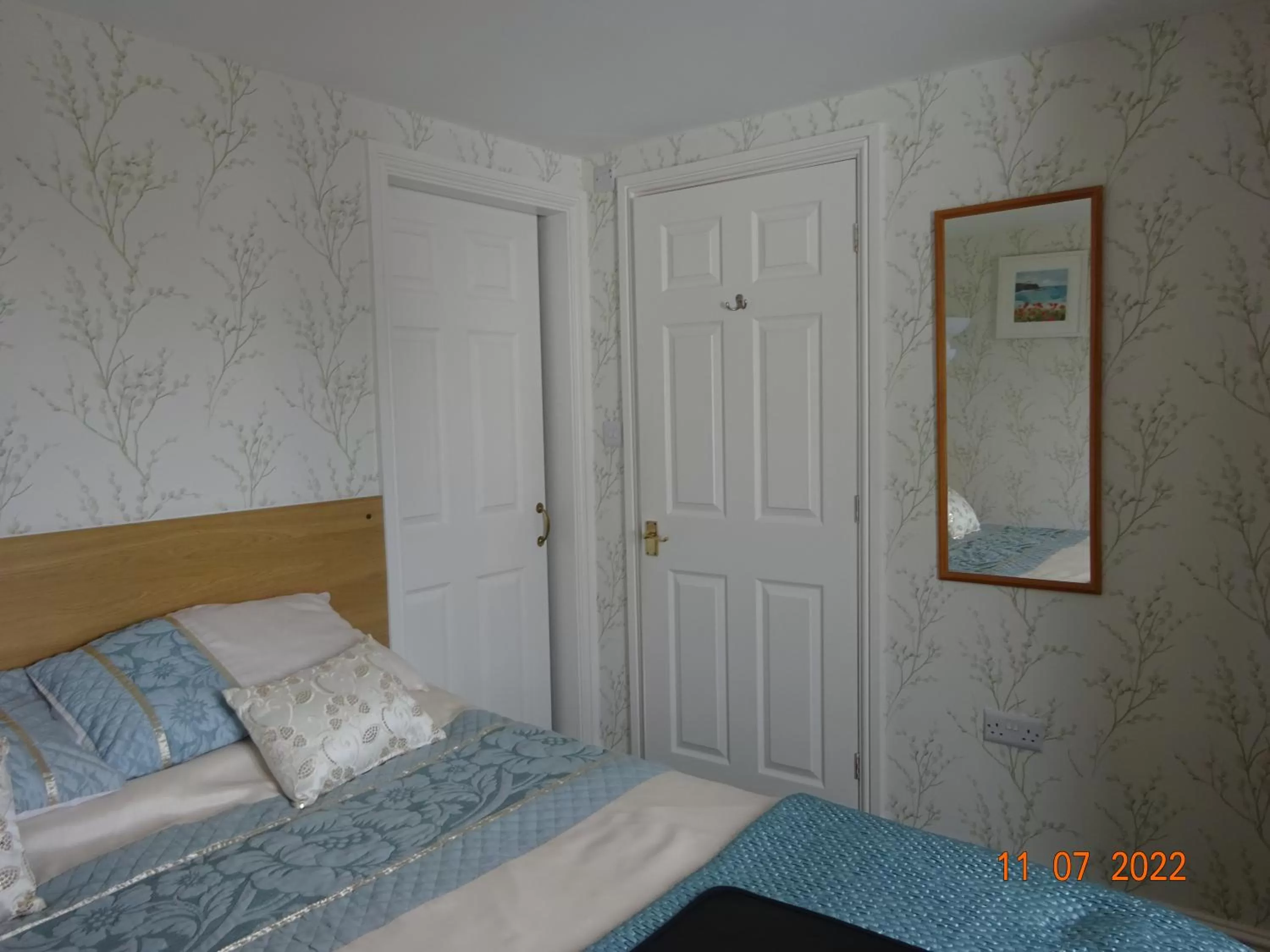 Bedroom, Bed in Sterling Bed & Breakfast