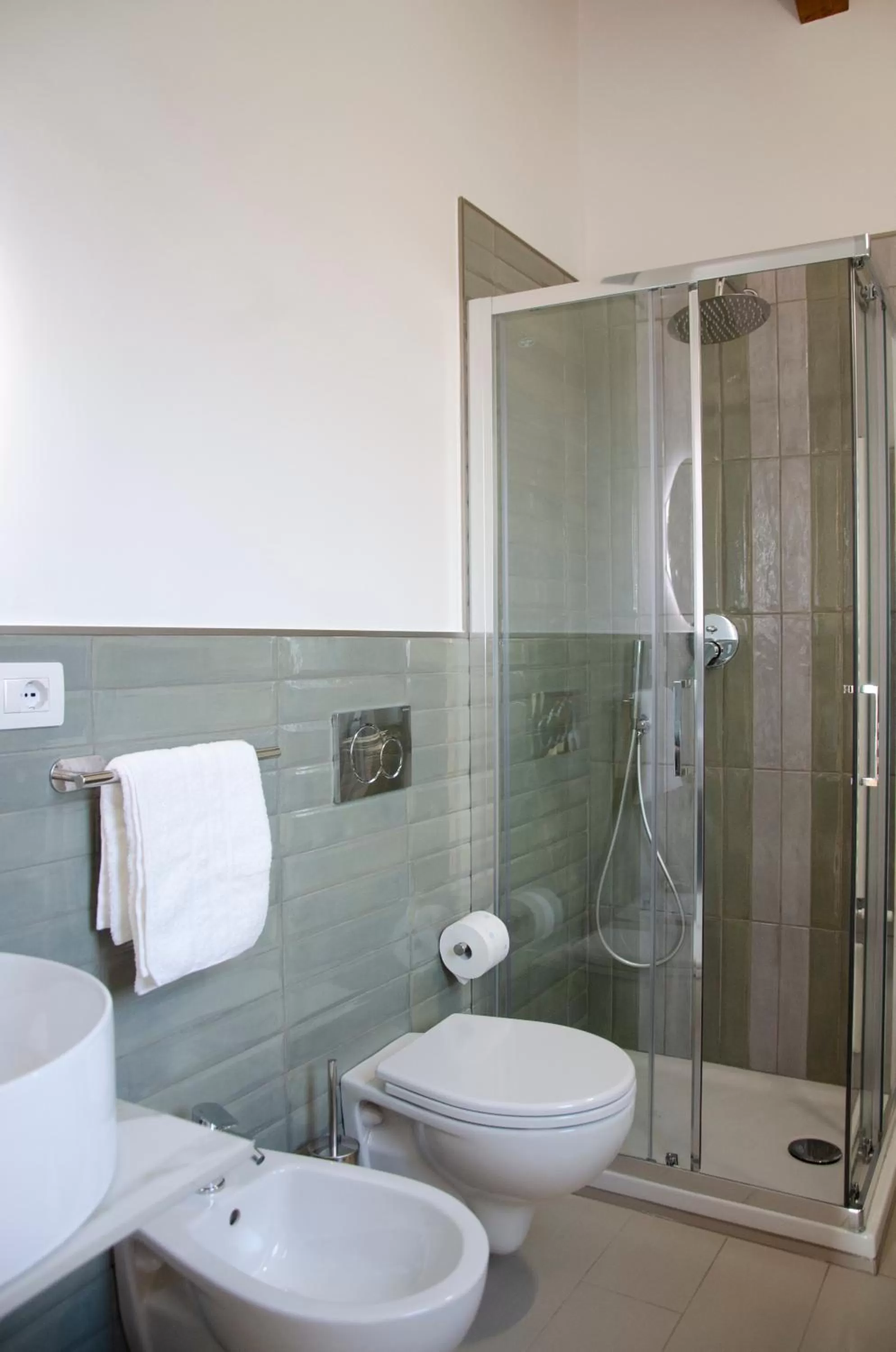 Bathroom in Donna Elena Rooms