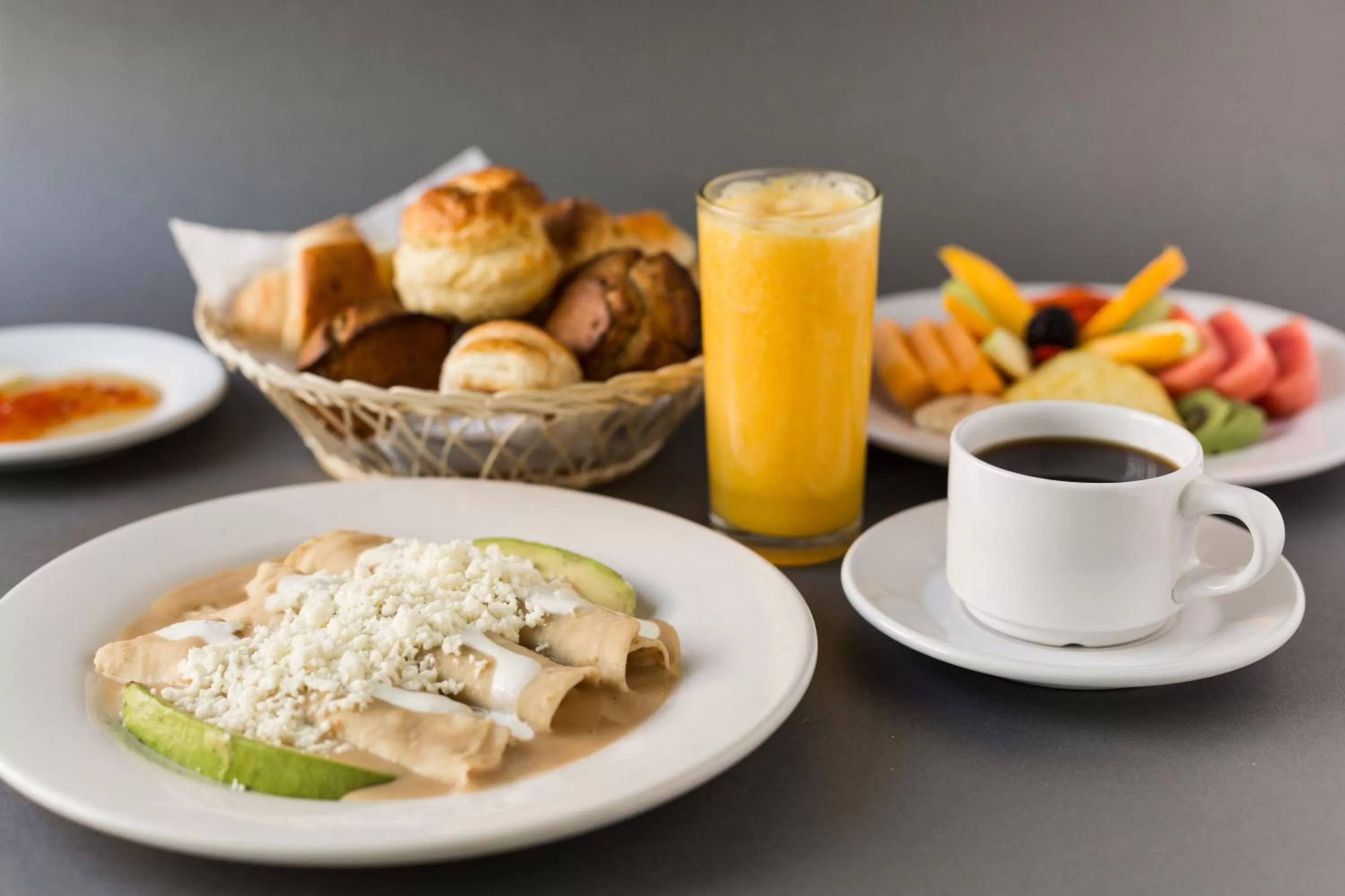 Breakfast in Hotel Leon