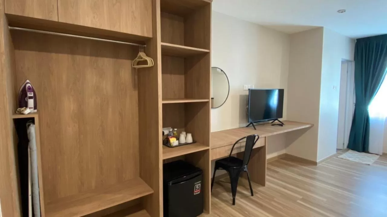 TV/Entertainment Center in Savana Hotel & Serviced Apartments