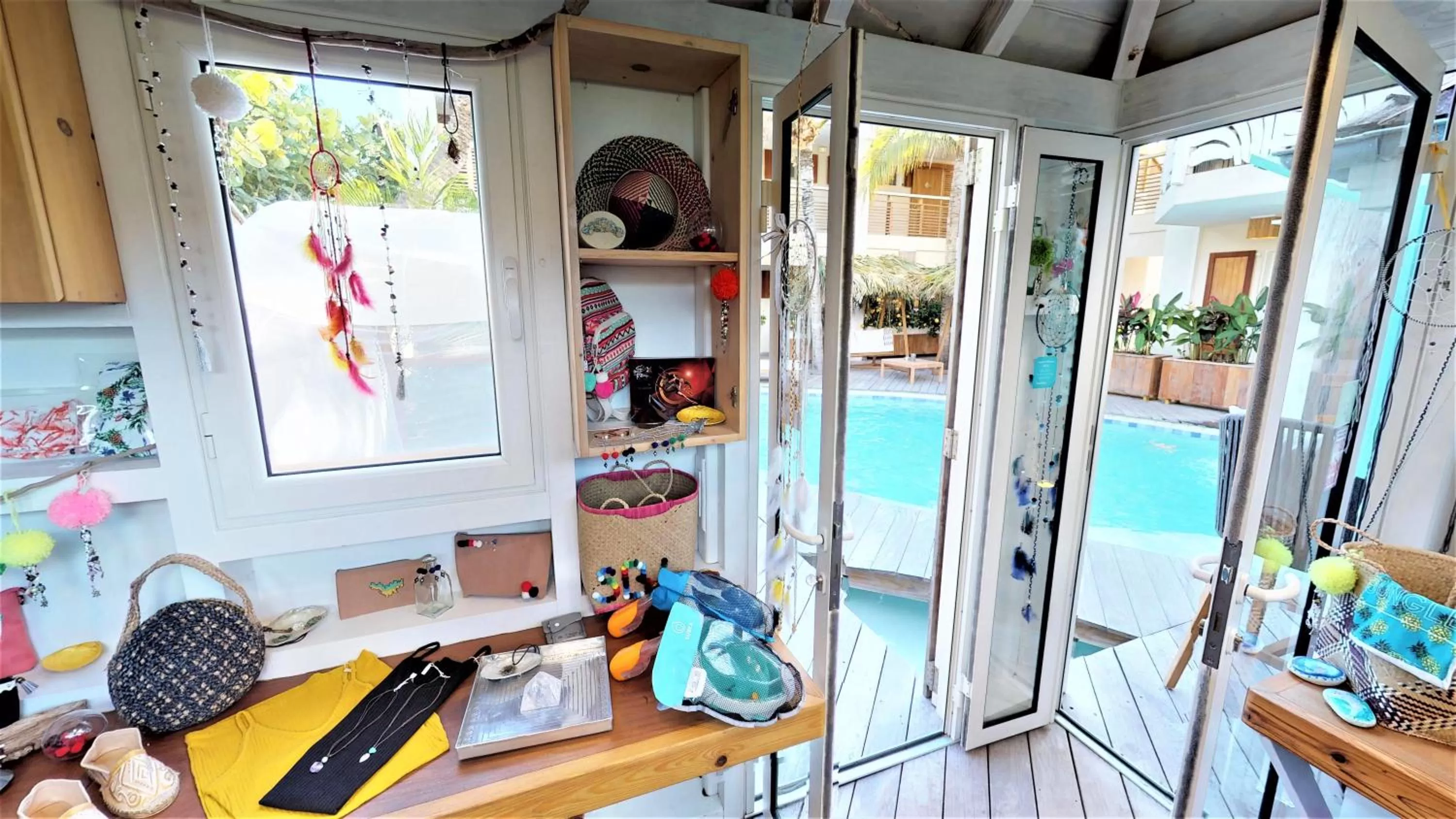 On-site shops in Hotel Les Ondines Sur La Plage