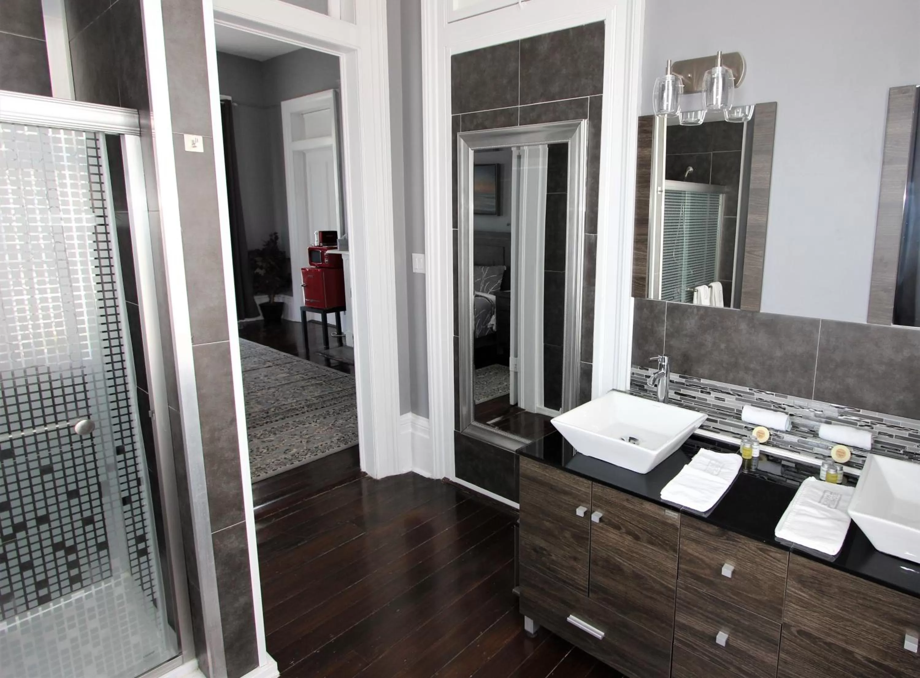 Bathroom in The George Manor