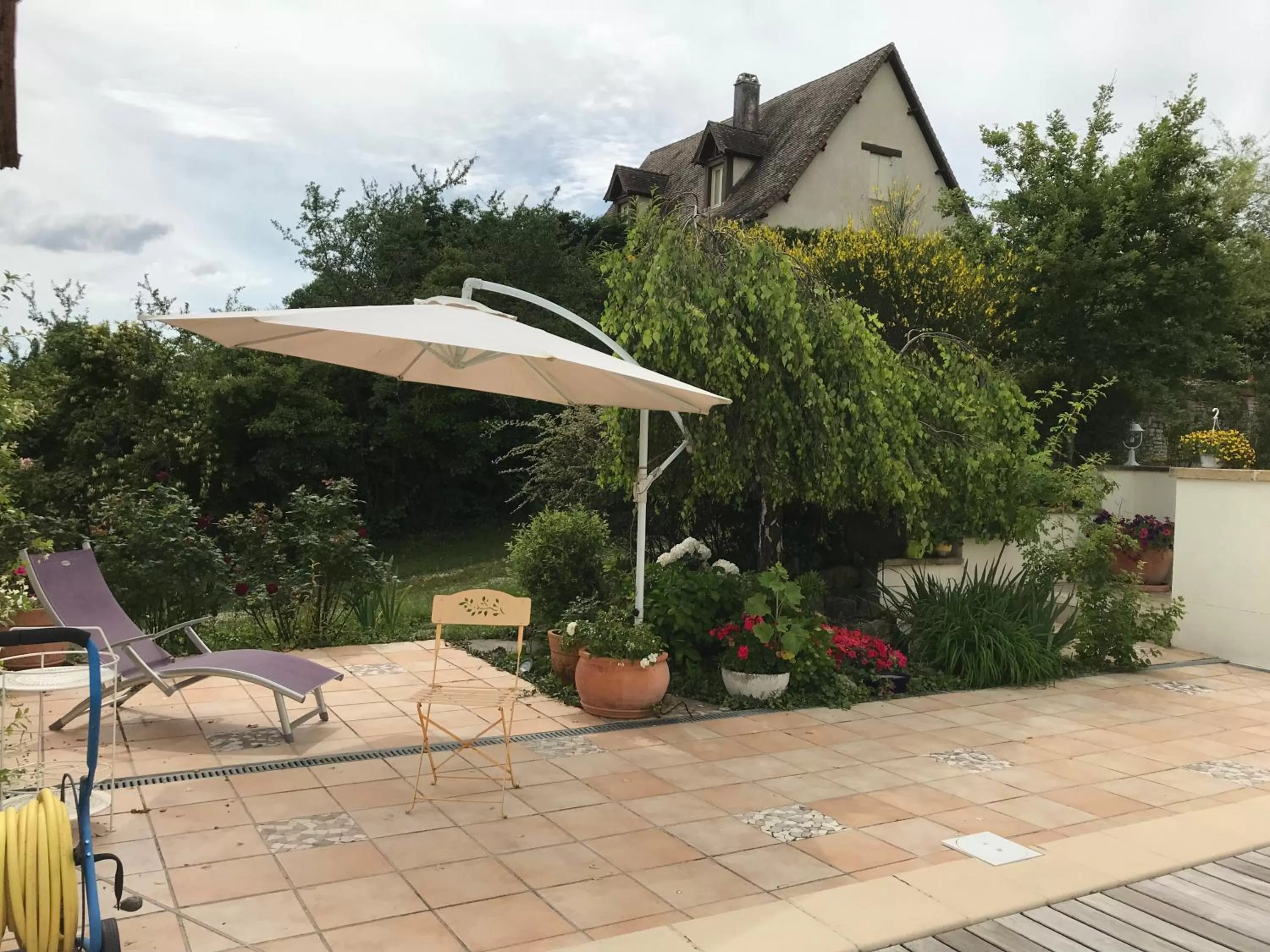 Swimming pool in La Maison du Parc