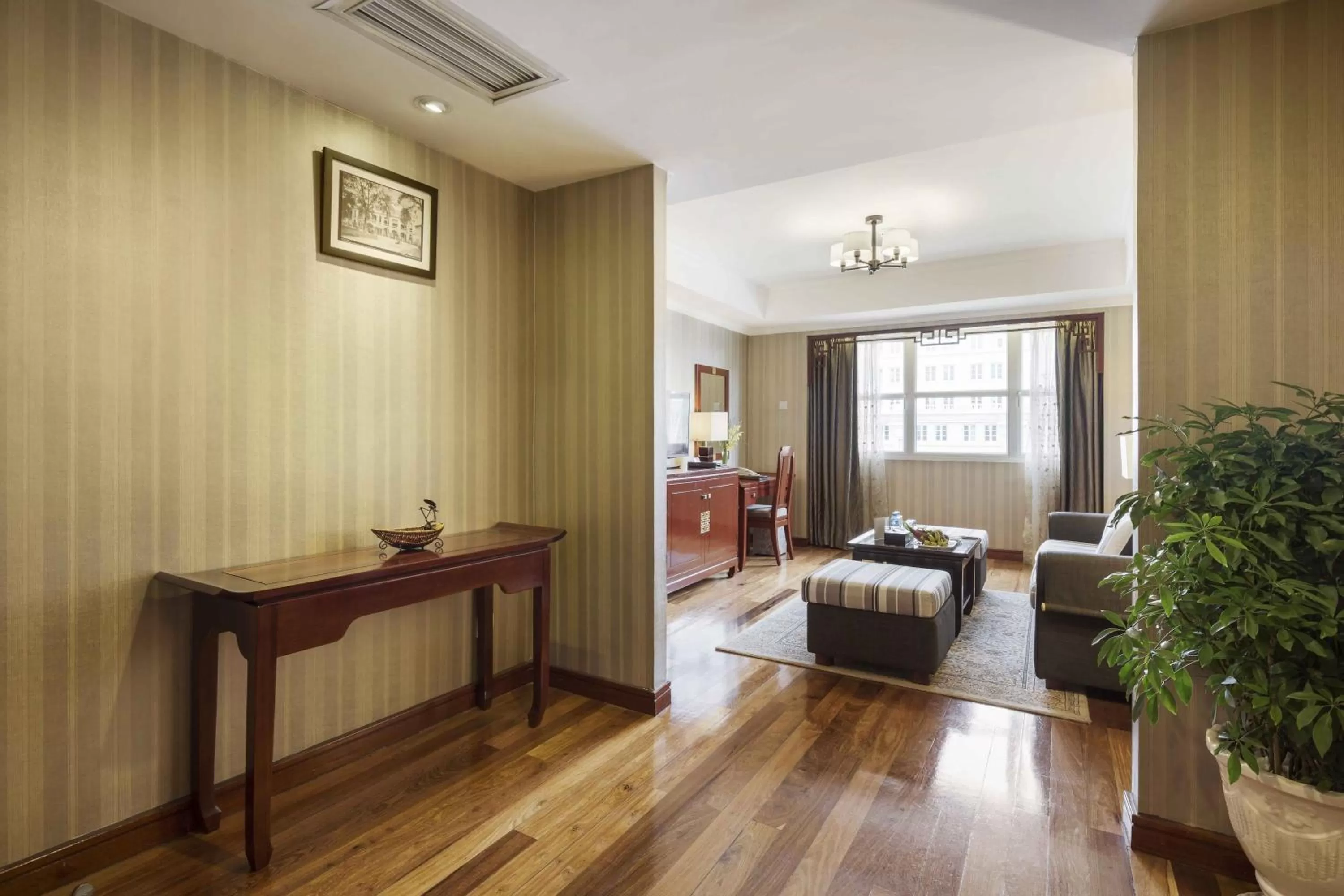 Living room, Bed in Rex Hotel