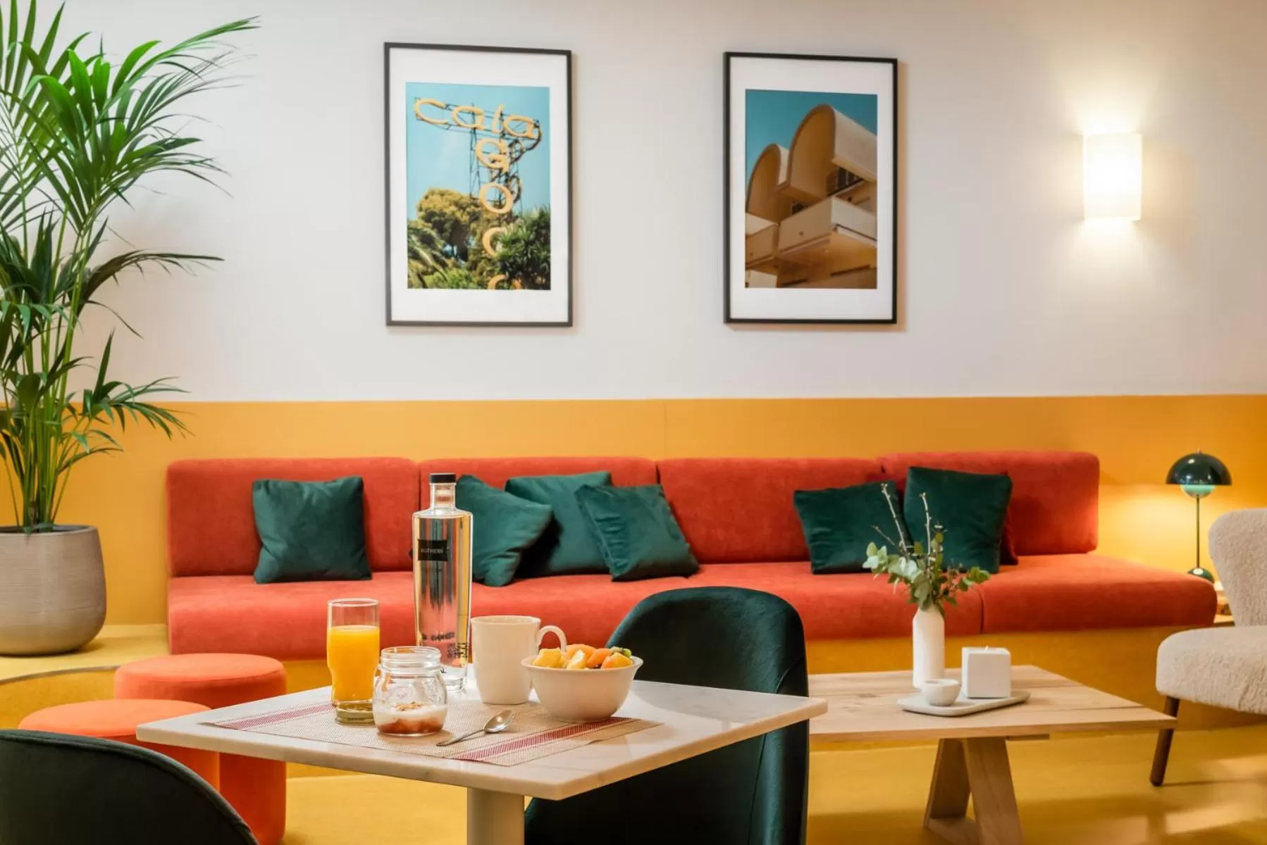 Living room in BYPILLOW Mothern