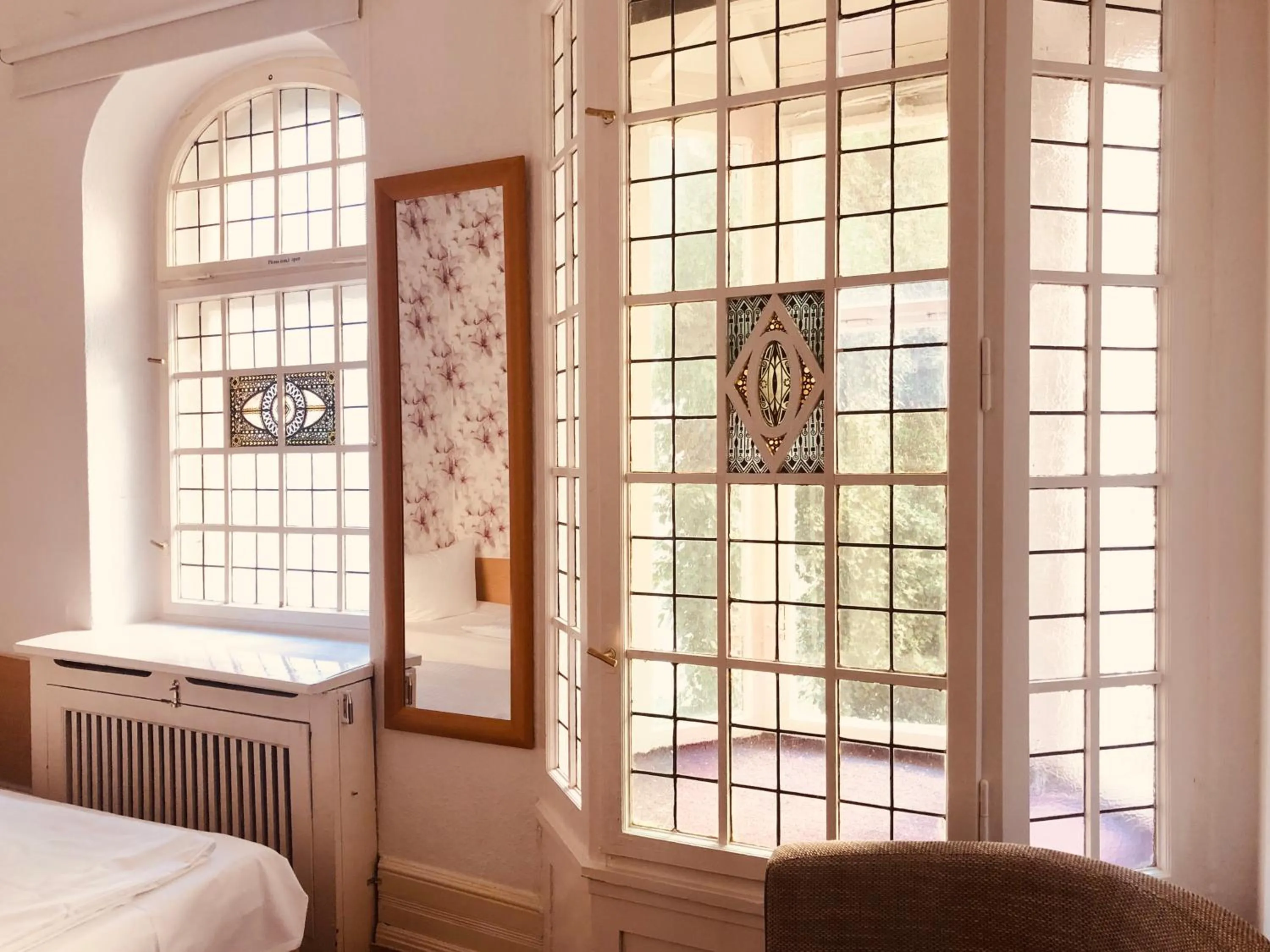 Photo of the whole room, Bed in Hotel Castell am Kurfürstendamm