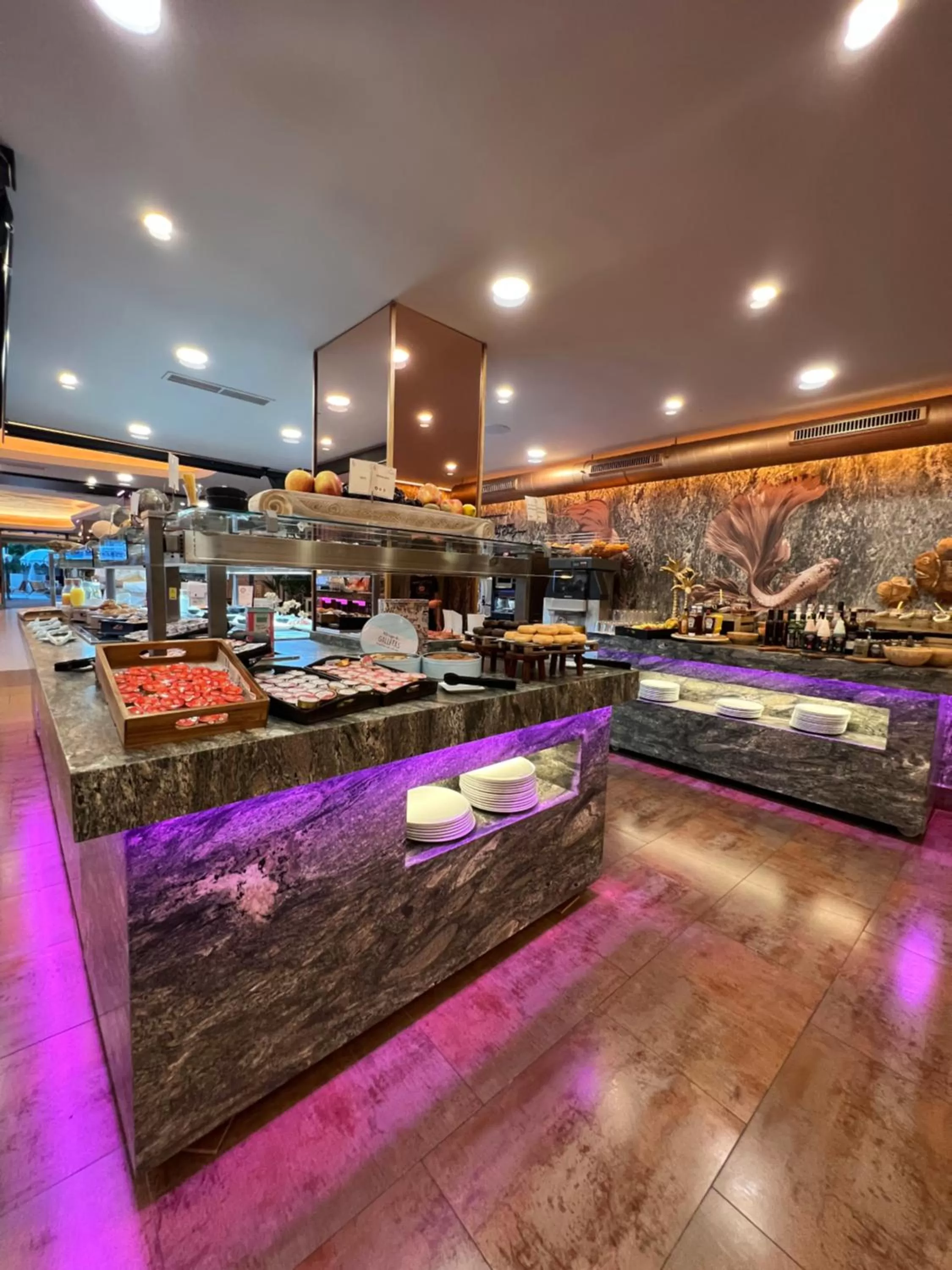 Buffet breakfast in ON ALETA ROOM designed for adults