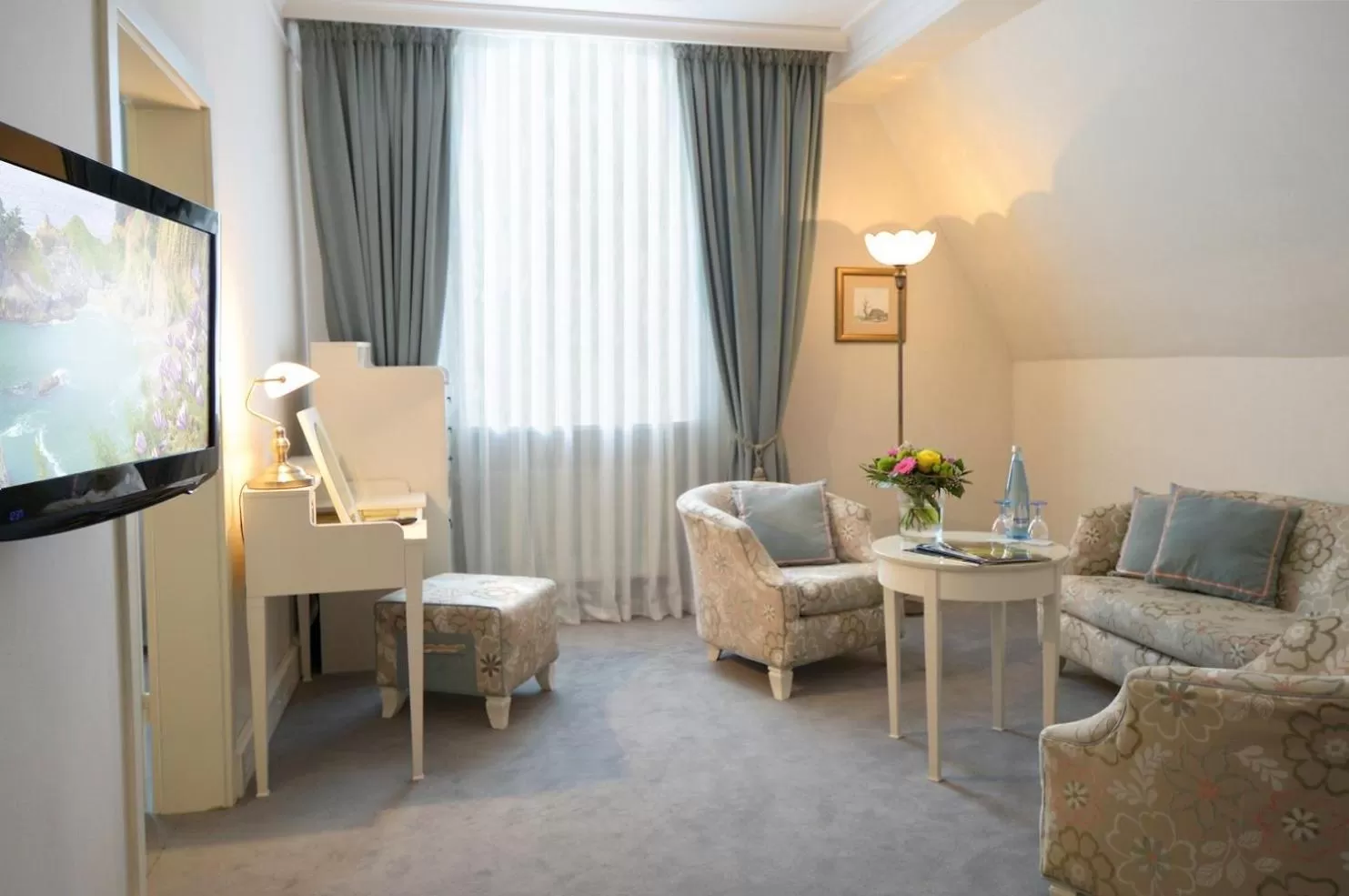 TV and multimedia in Das Palmenwald Schwarzwaldhof, BW Signature Collection