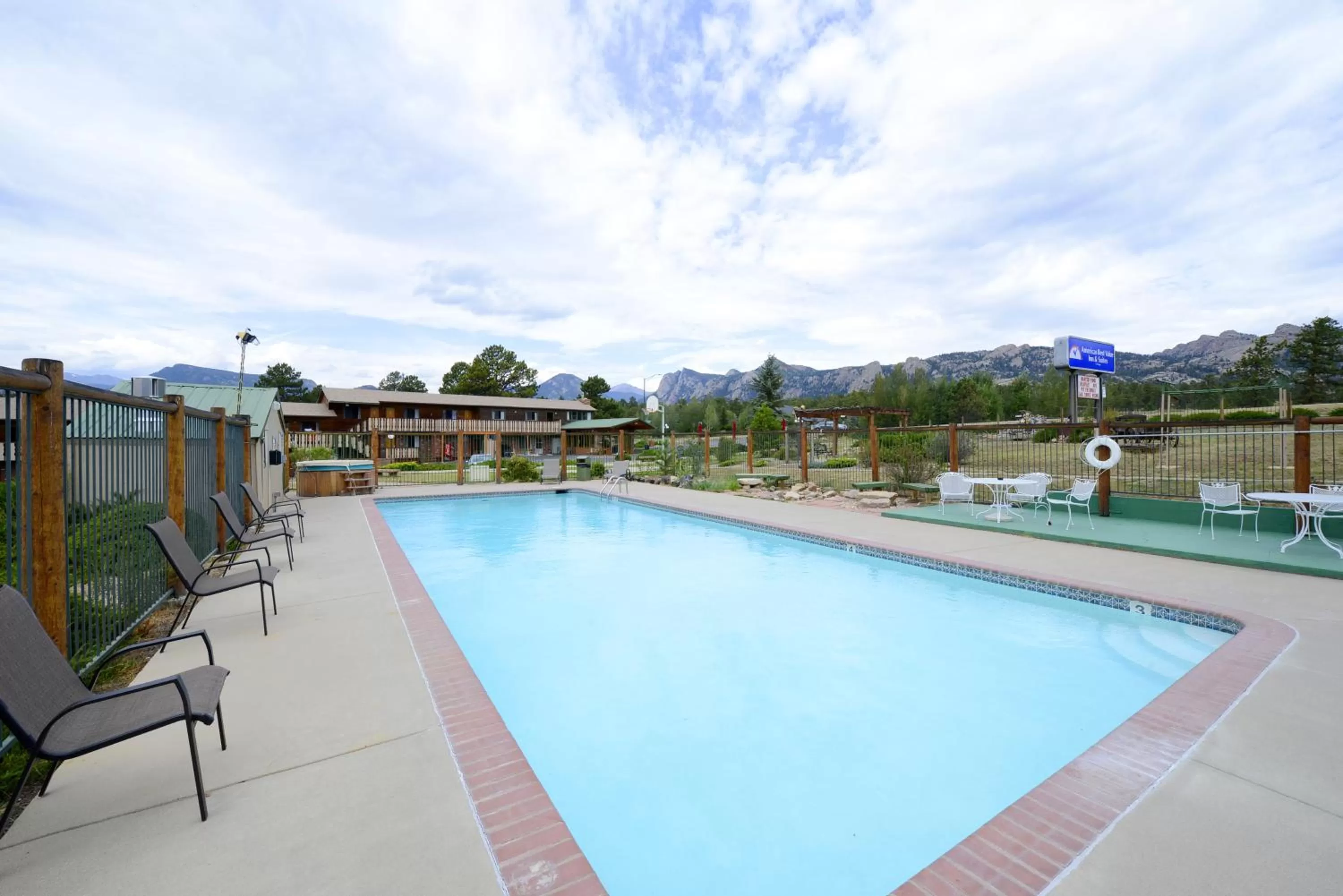 Day in Blue Door Inn