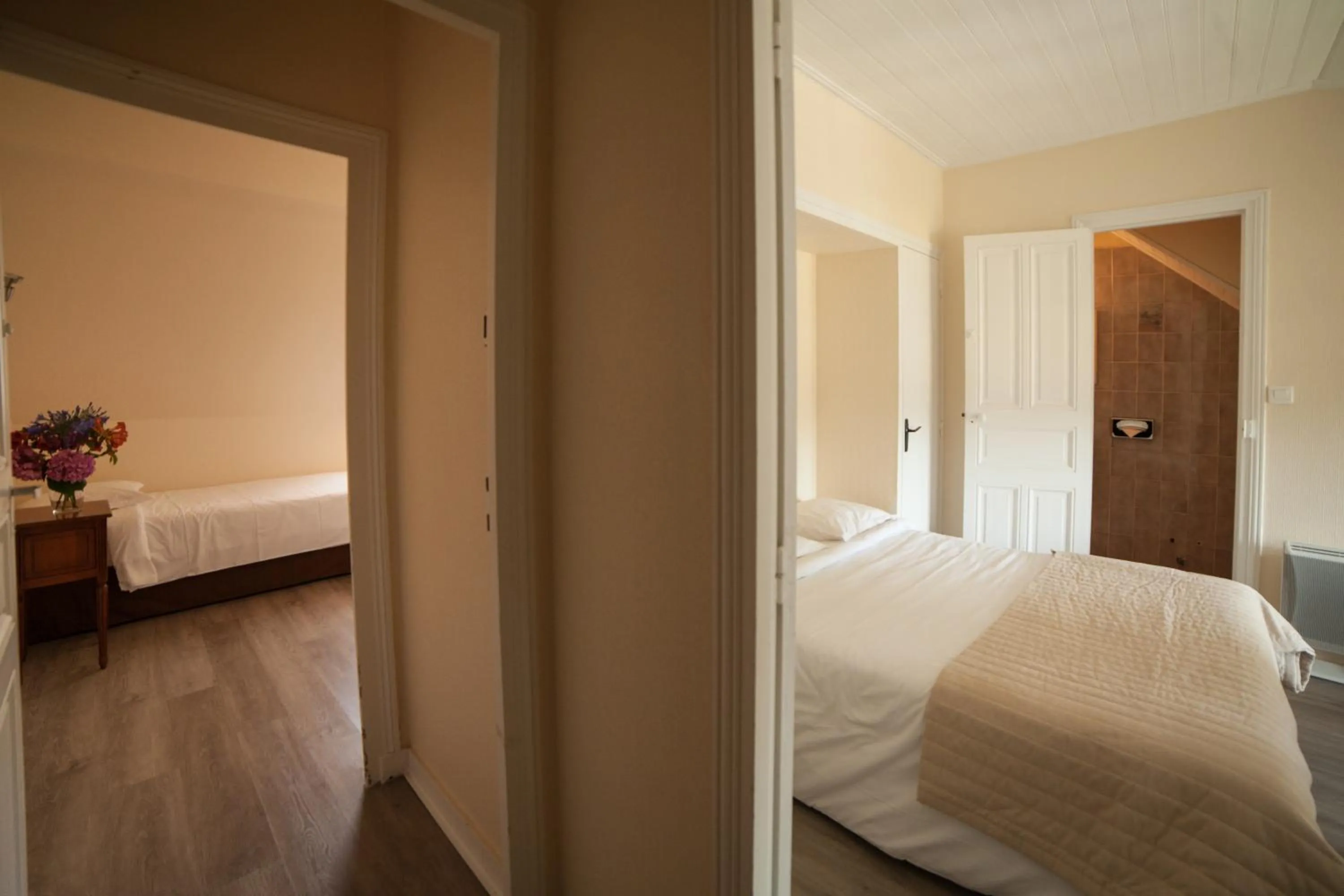 Photo of the whole room, Bed in Hotel Saint Paul