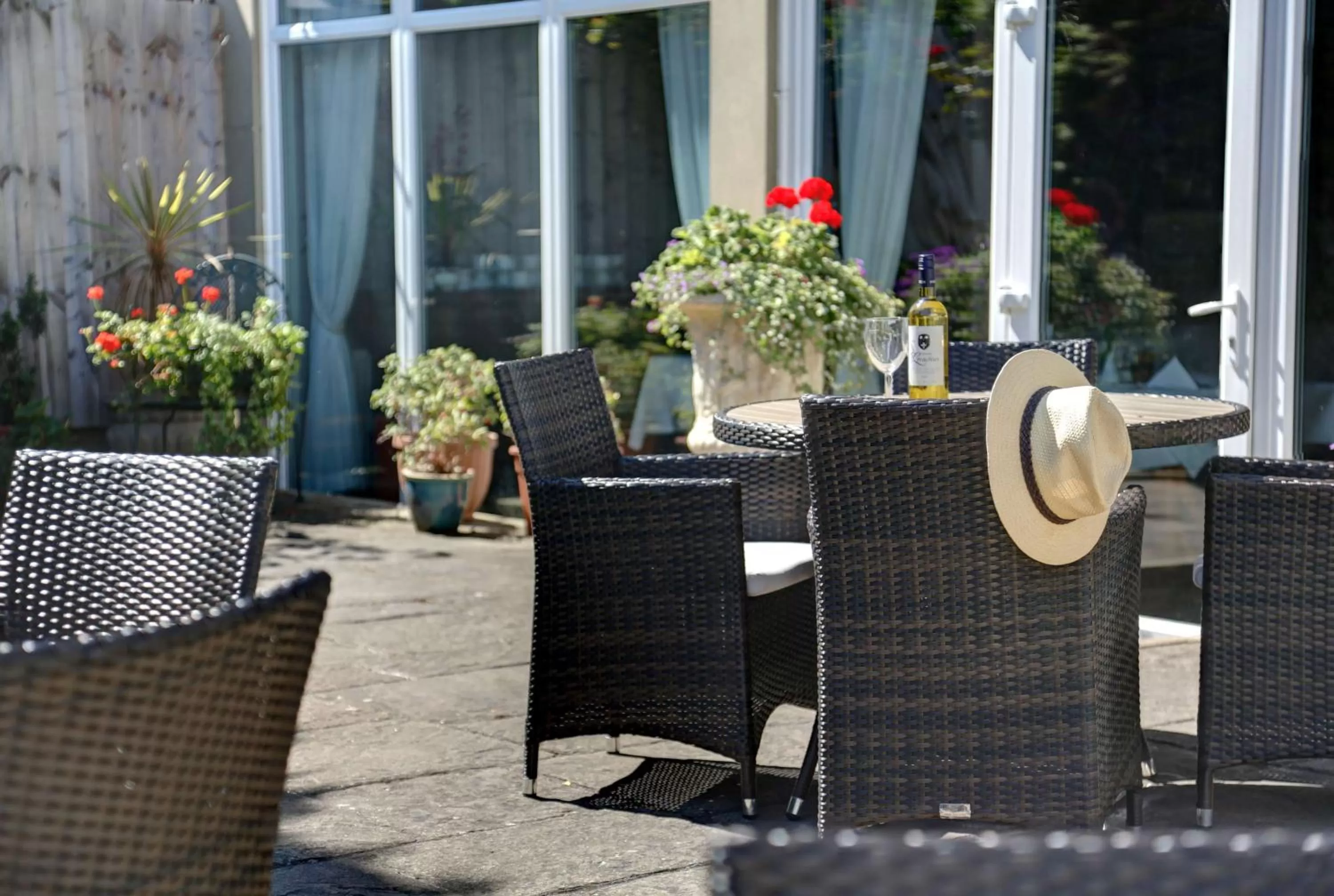 Property building, Patio/Outdoor Area in Best Western Brook Hotel