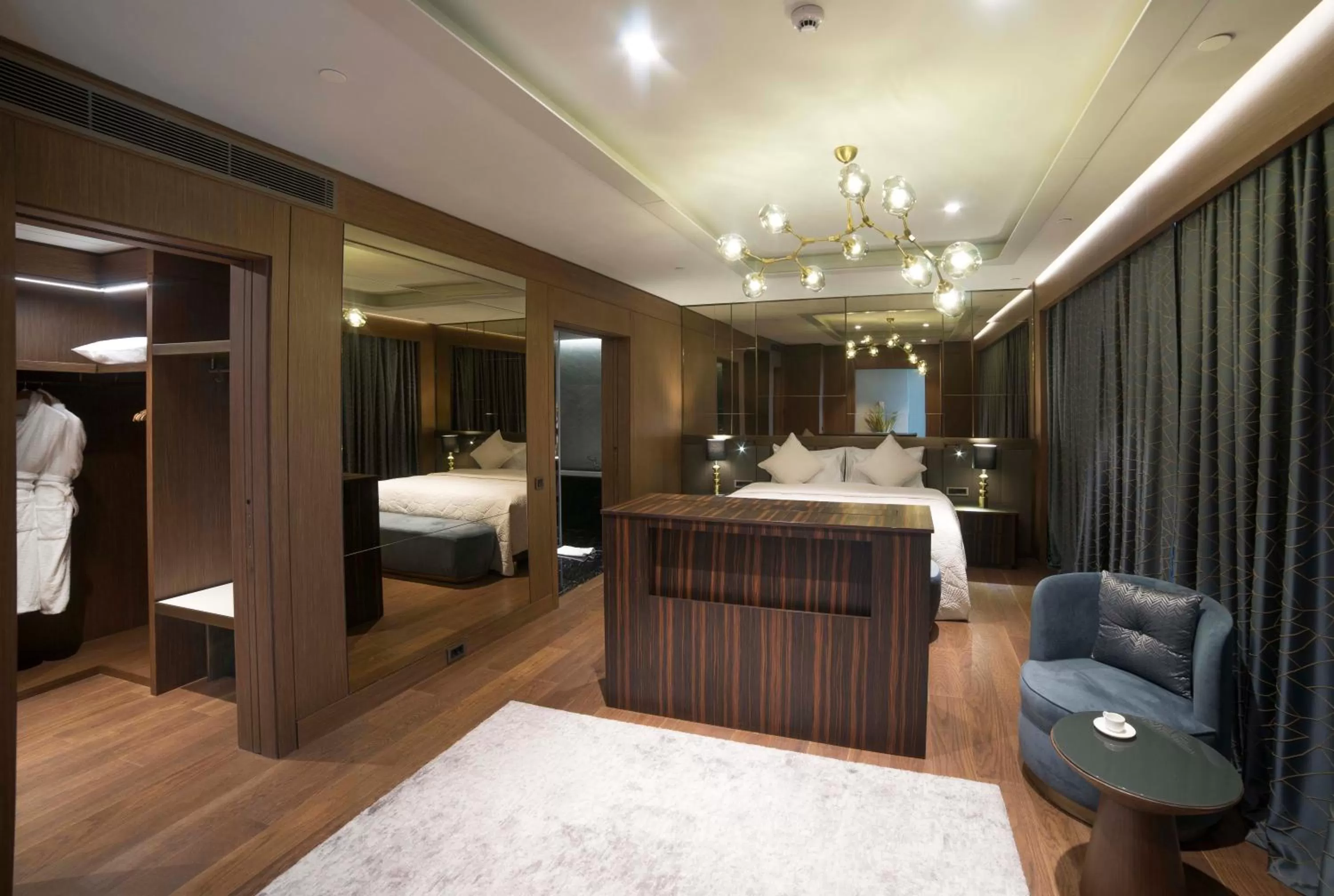 Bedroom, Bed in Radisson Collection Hotel, Vadistanbul