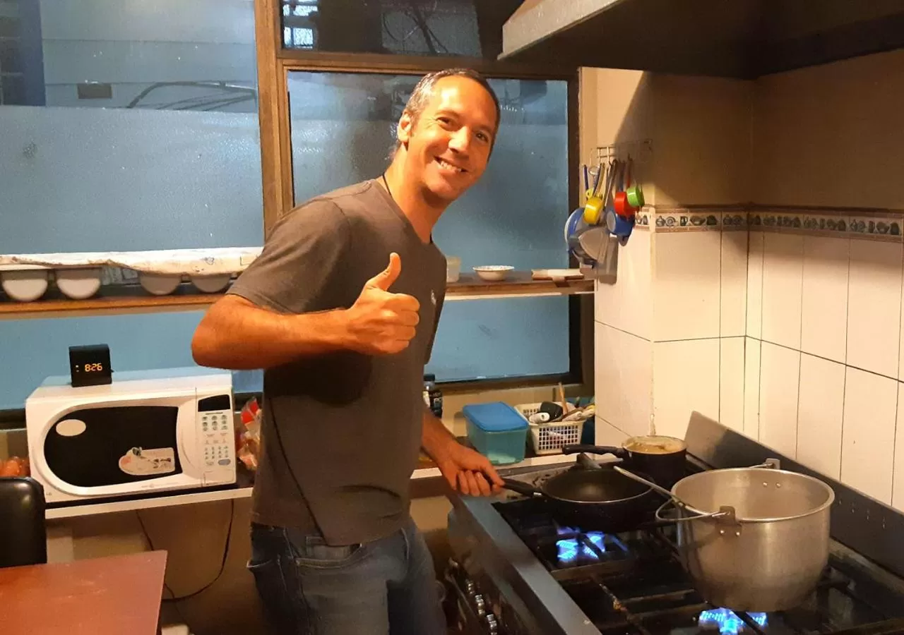 Night, Kitchen/Kitchenette in La Merced Plaza Hostal