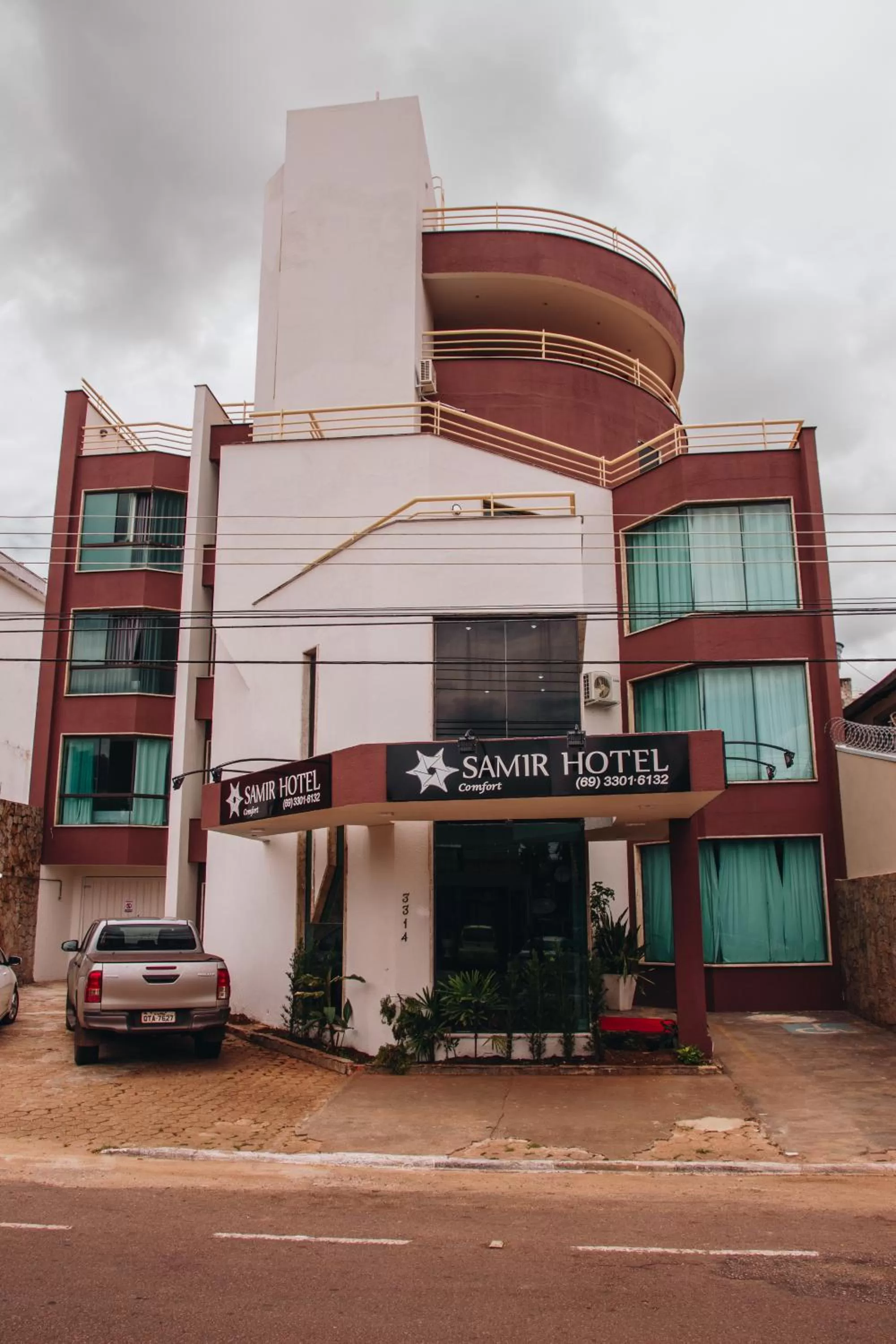 Property Building in SAMIR HOTEL COMFORT