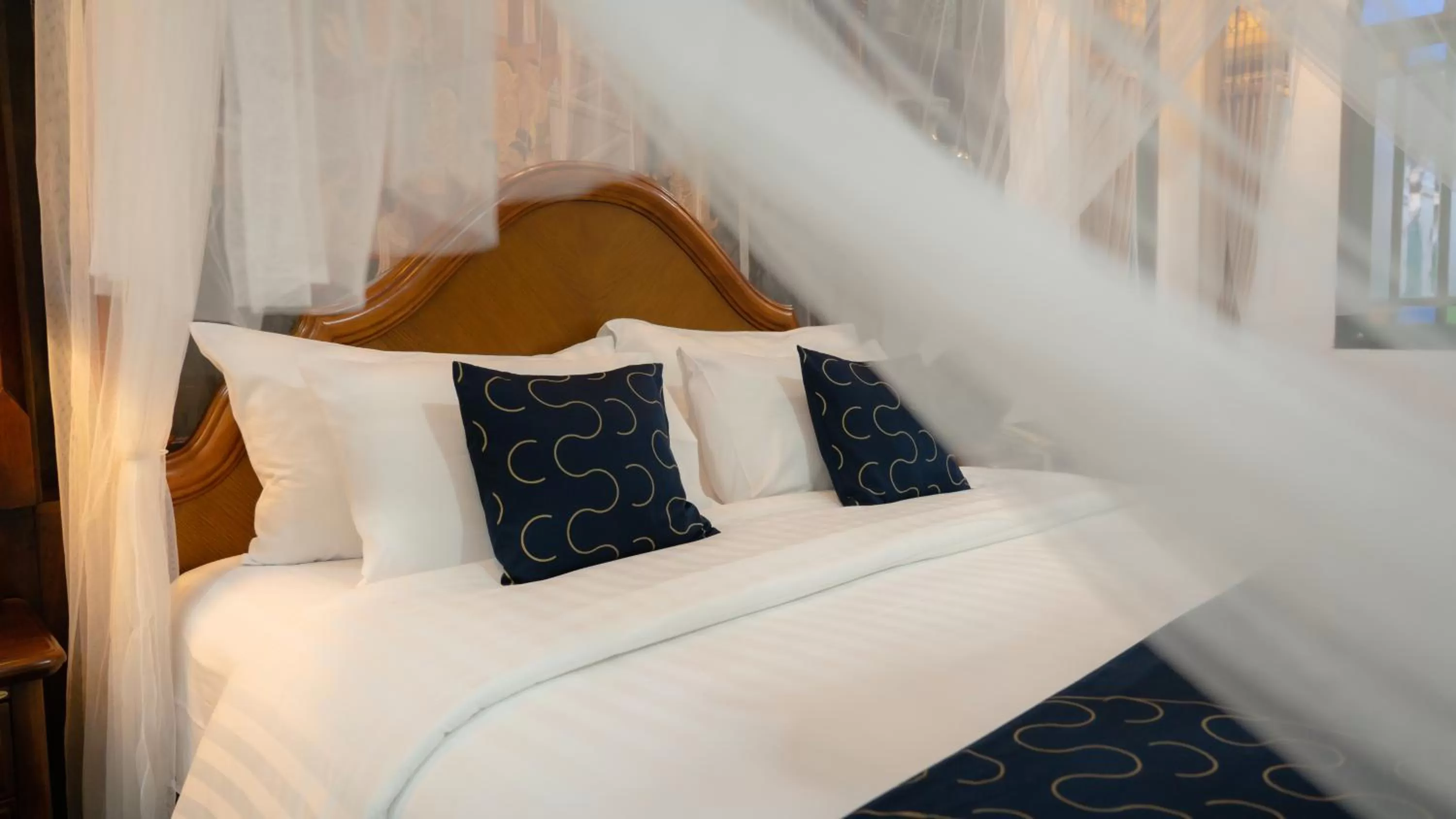 Bed in Cheva Gallery Boutique Hotel