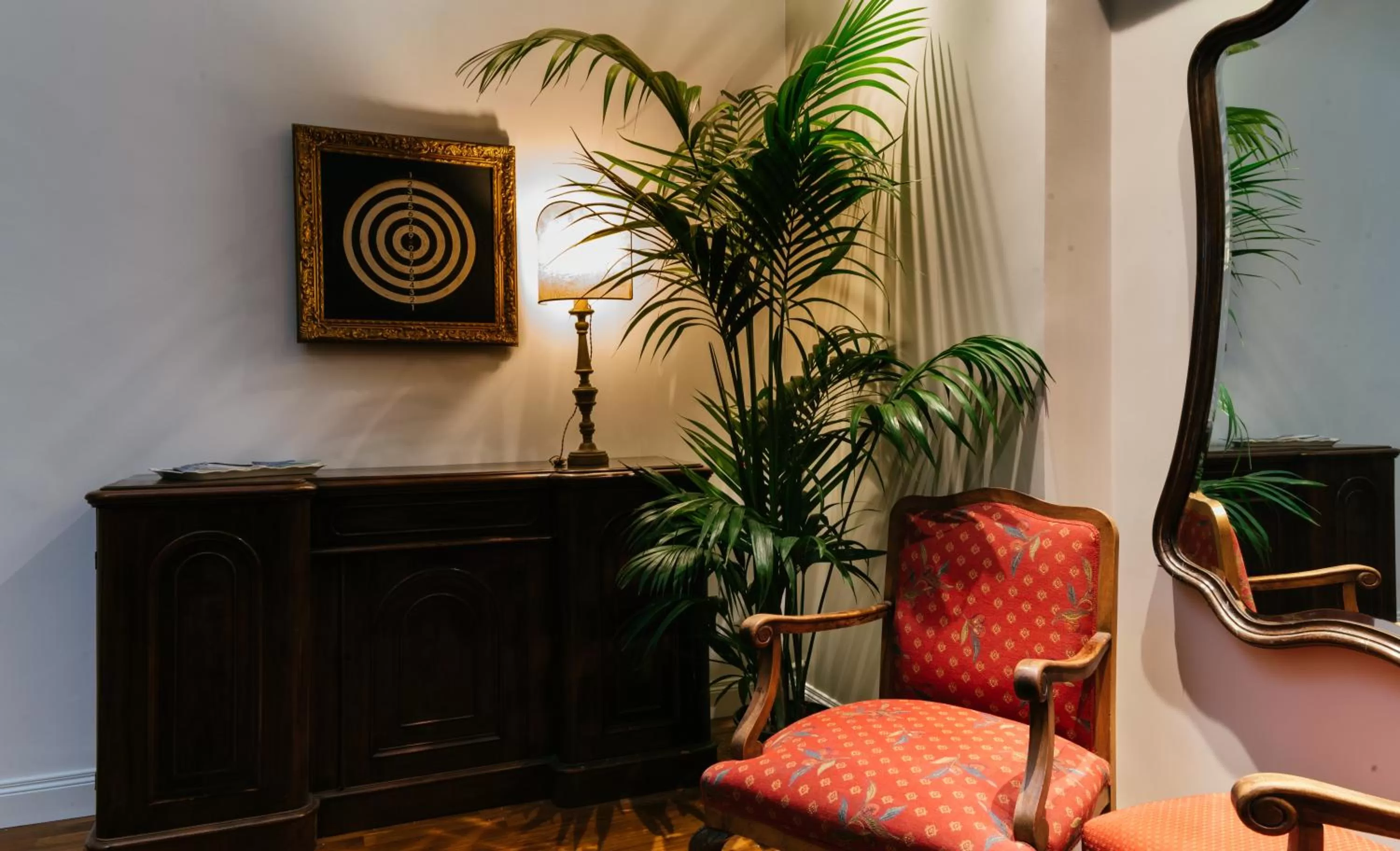 Decorative detail in b&b le 4 leggende