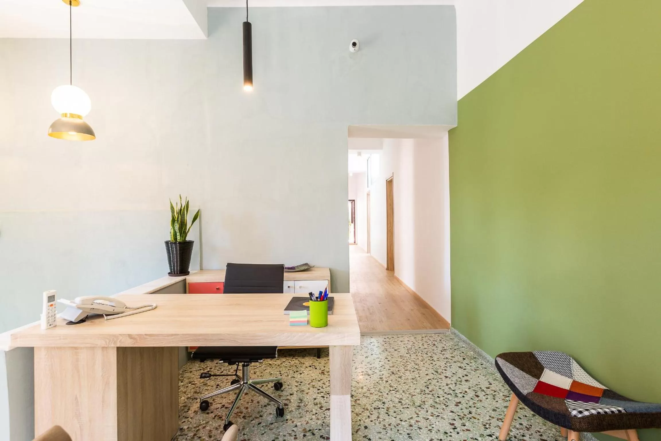 Day in Ark 68 City Rooms