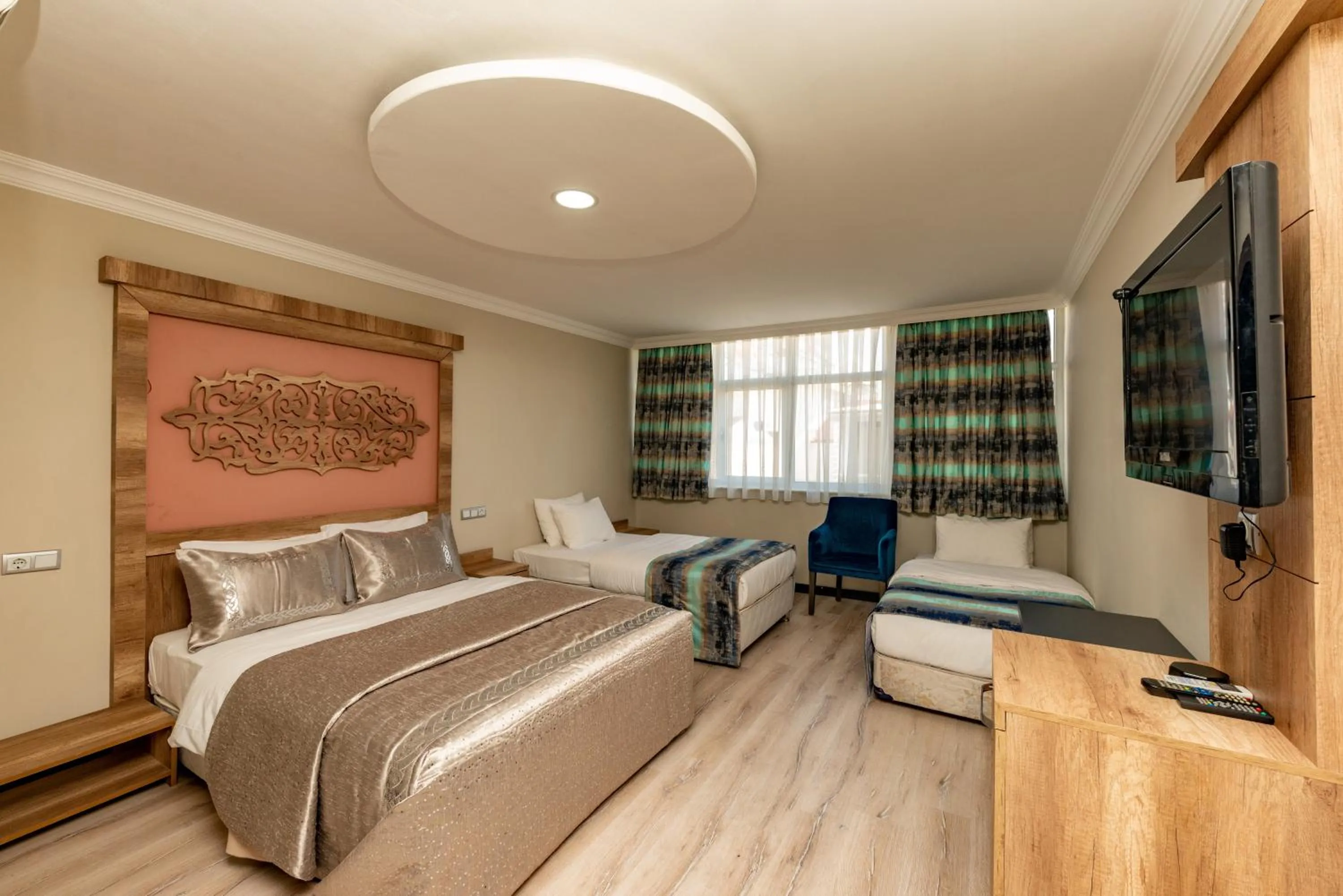 Bed in Linda Expo Palace