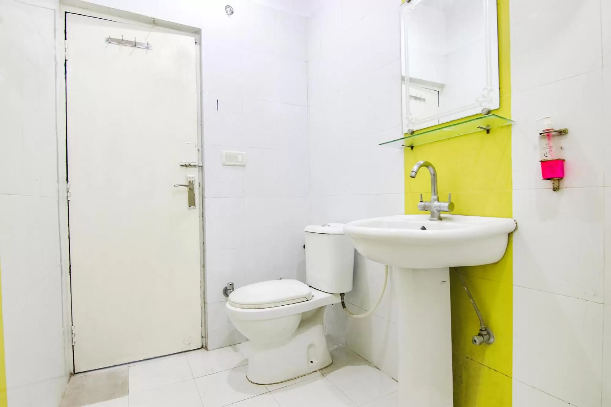 Bathroom in FabHotel Skaga