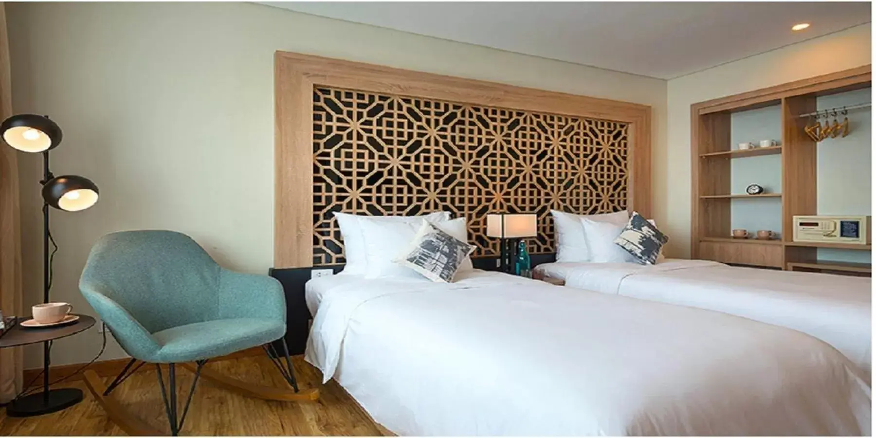 Twin Room with Bath in Gemini Saigon LUXURY Twin Room with Bath in Gemini Saigon LUXURY