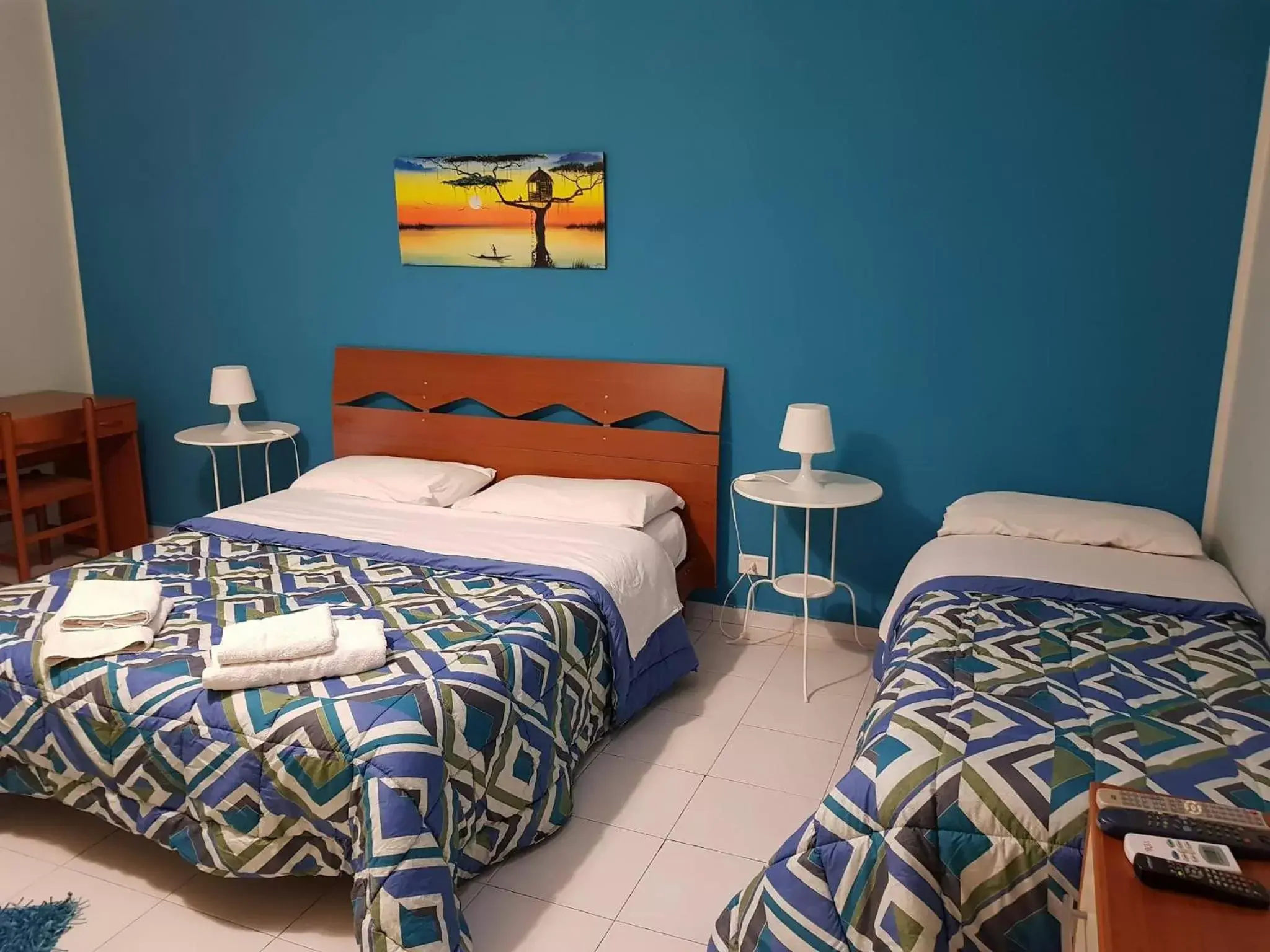 Double or Twin Room with Private External Bathroom - single occupancy in The Artists Double or Twin Room with Private External Bathroom - single occupancy in The Artists