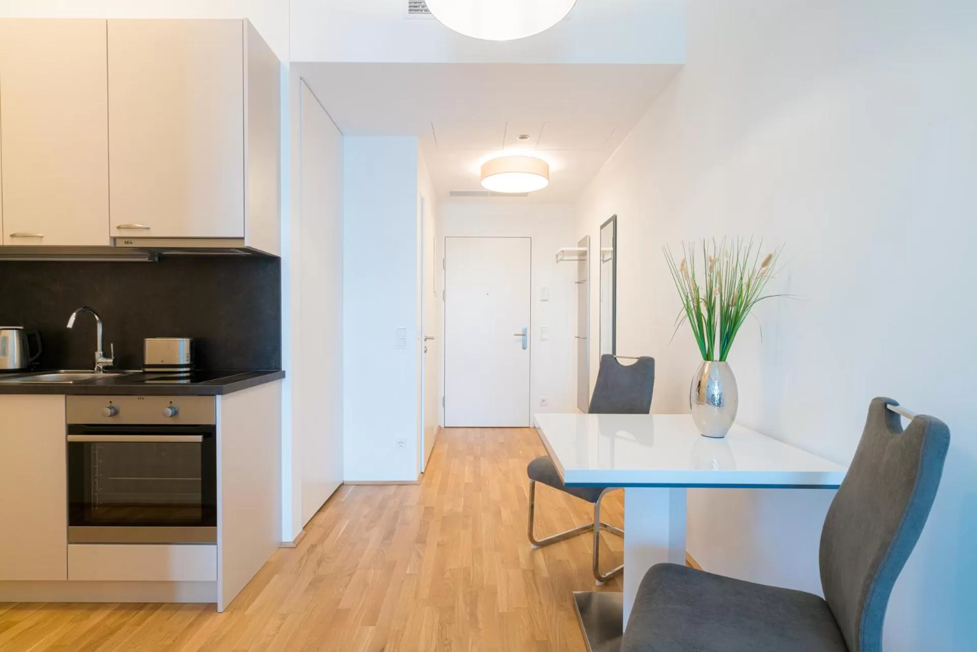 Vienna Residence, Marina Tower - Danube