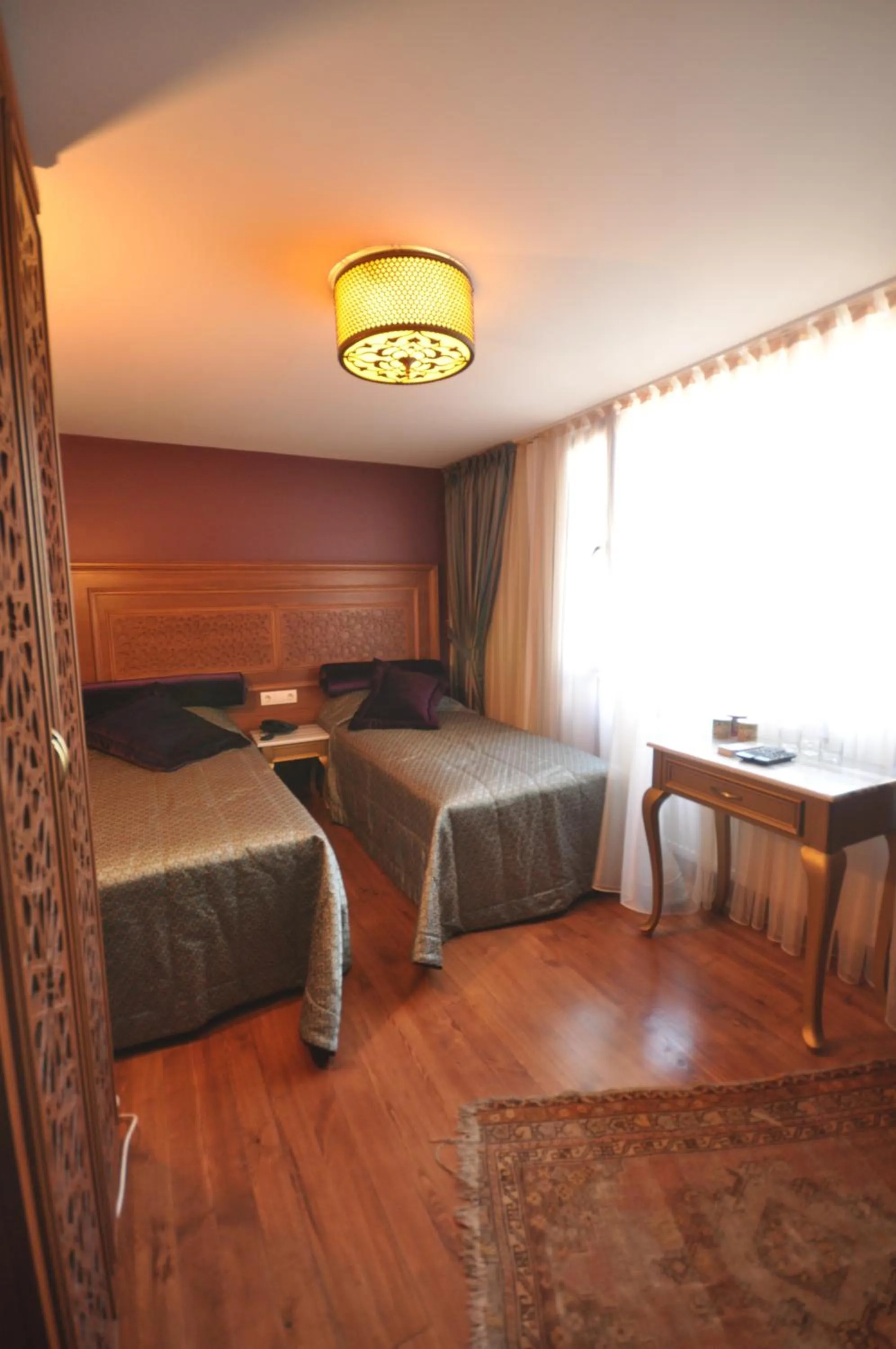 Photo of the whole room, Bed in Merial Hotel Sultanahmet