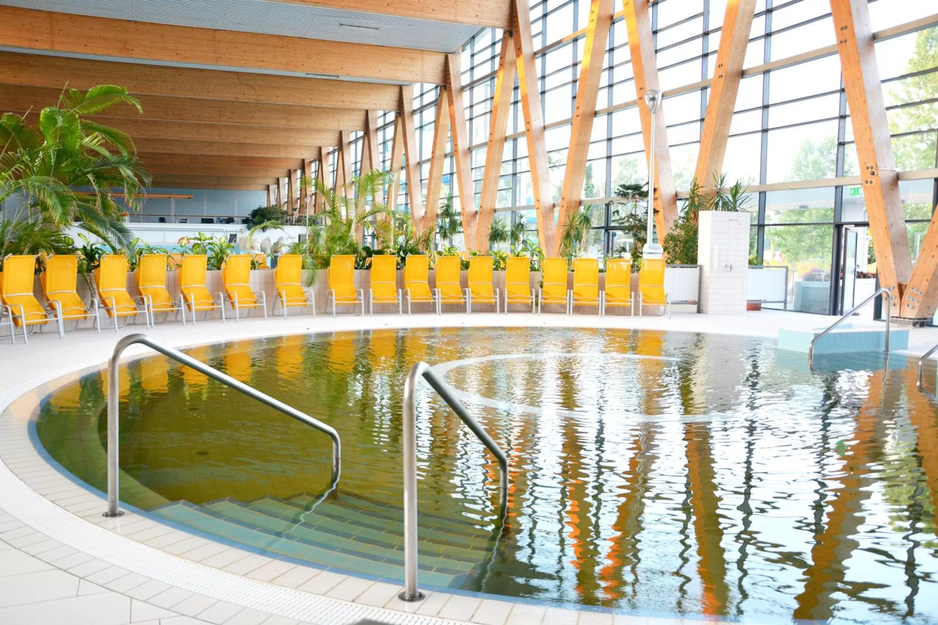 Hot Spring Bath, Swimming Pool in Aqua Hotel