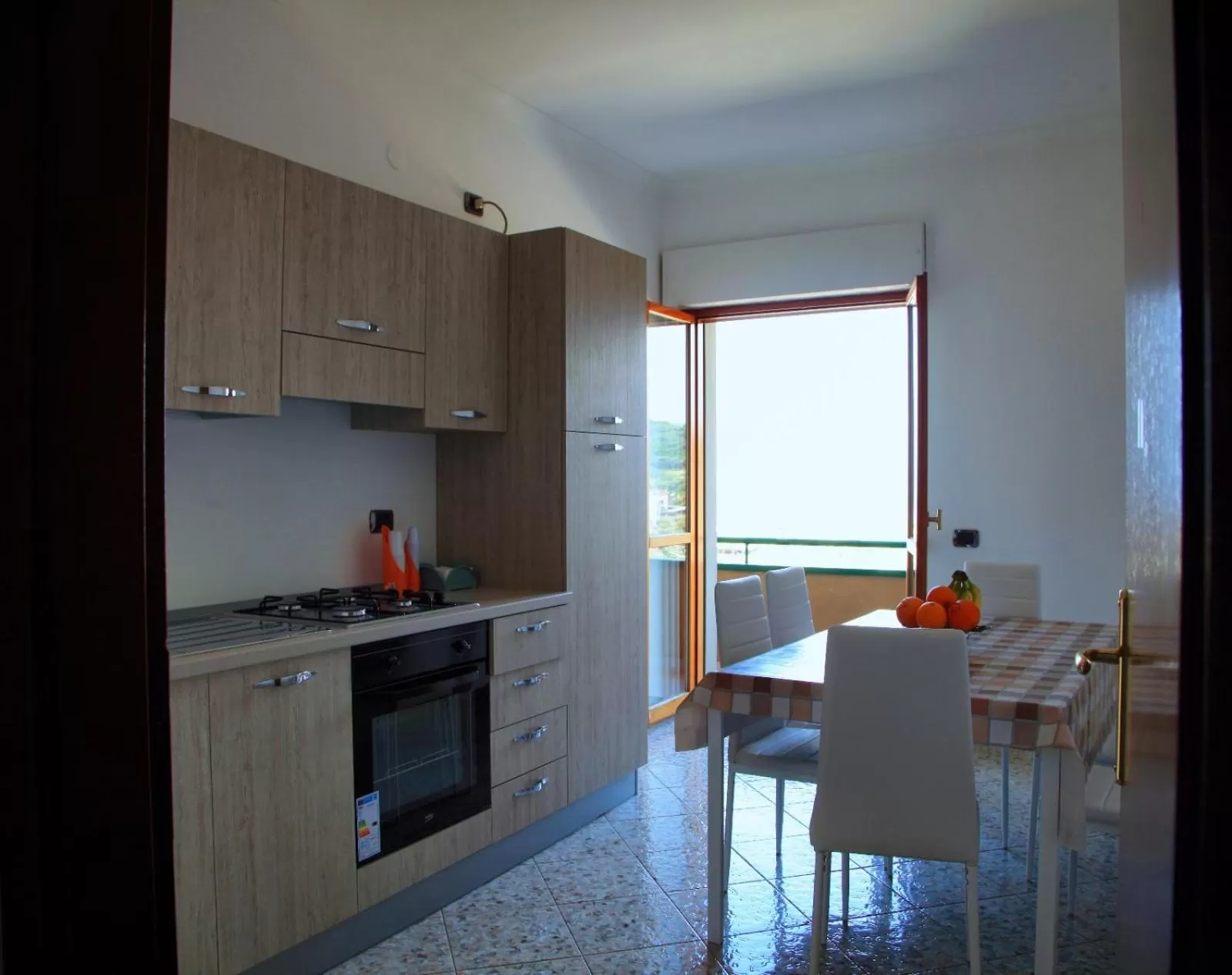 Dining area, Kitchen/Kitchenette in B&B La Panoramica