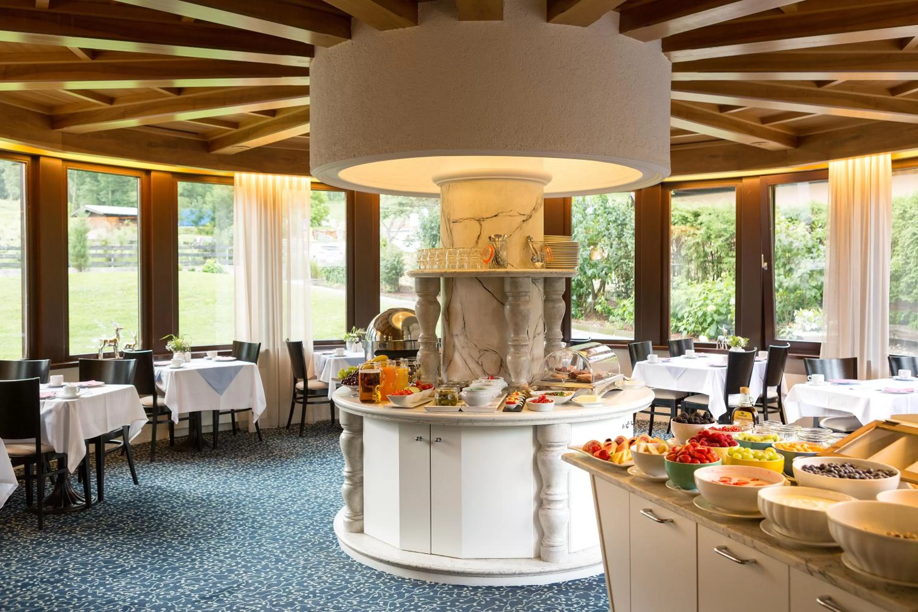 Food and drinks in Hotel Garni Römerhof