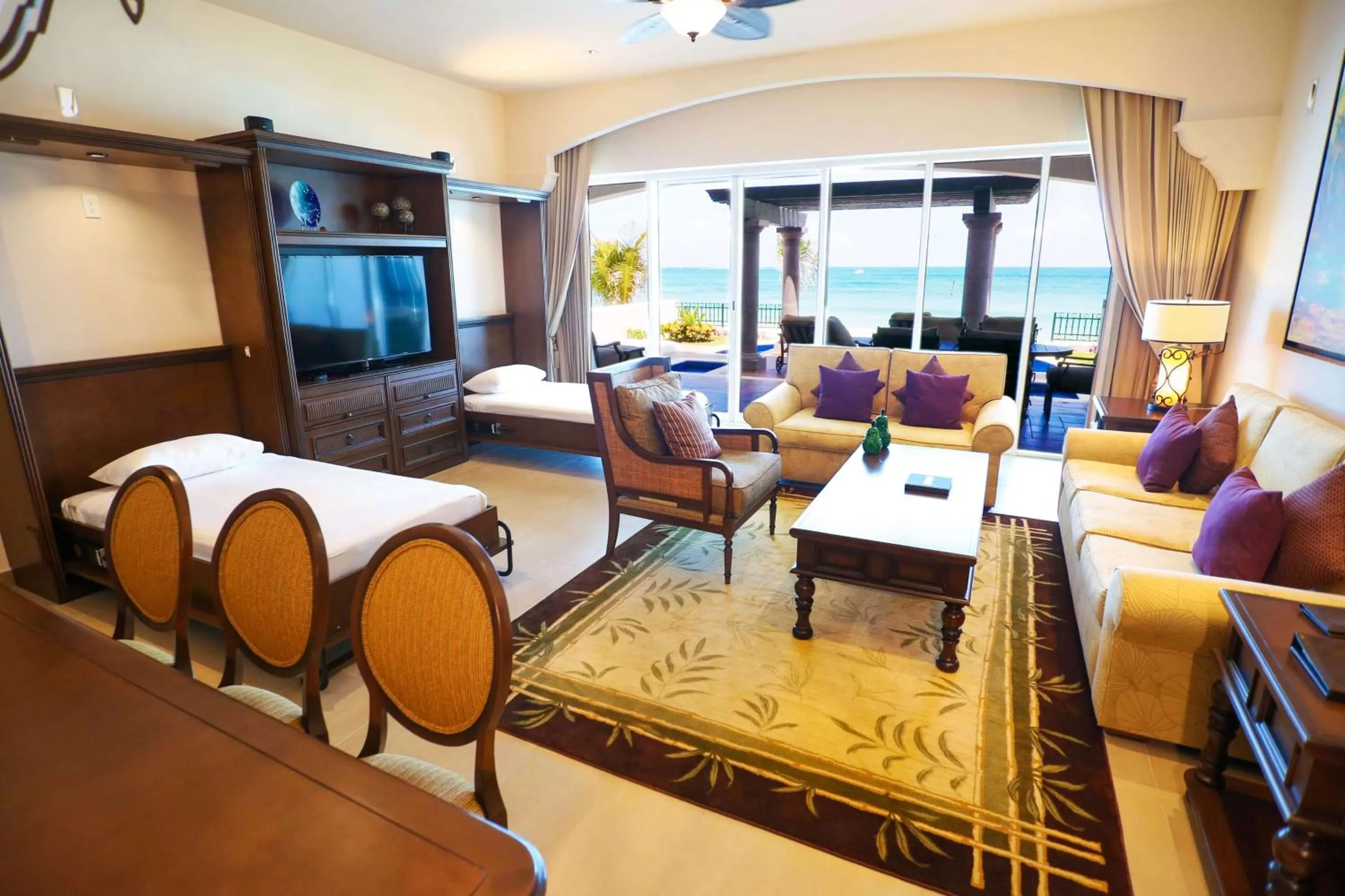 Photo of the whole room in Grand Residences Riviera Cancun, All Inclusive