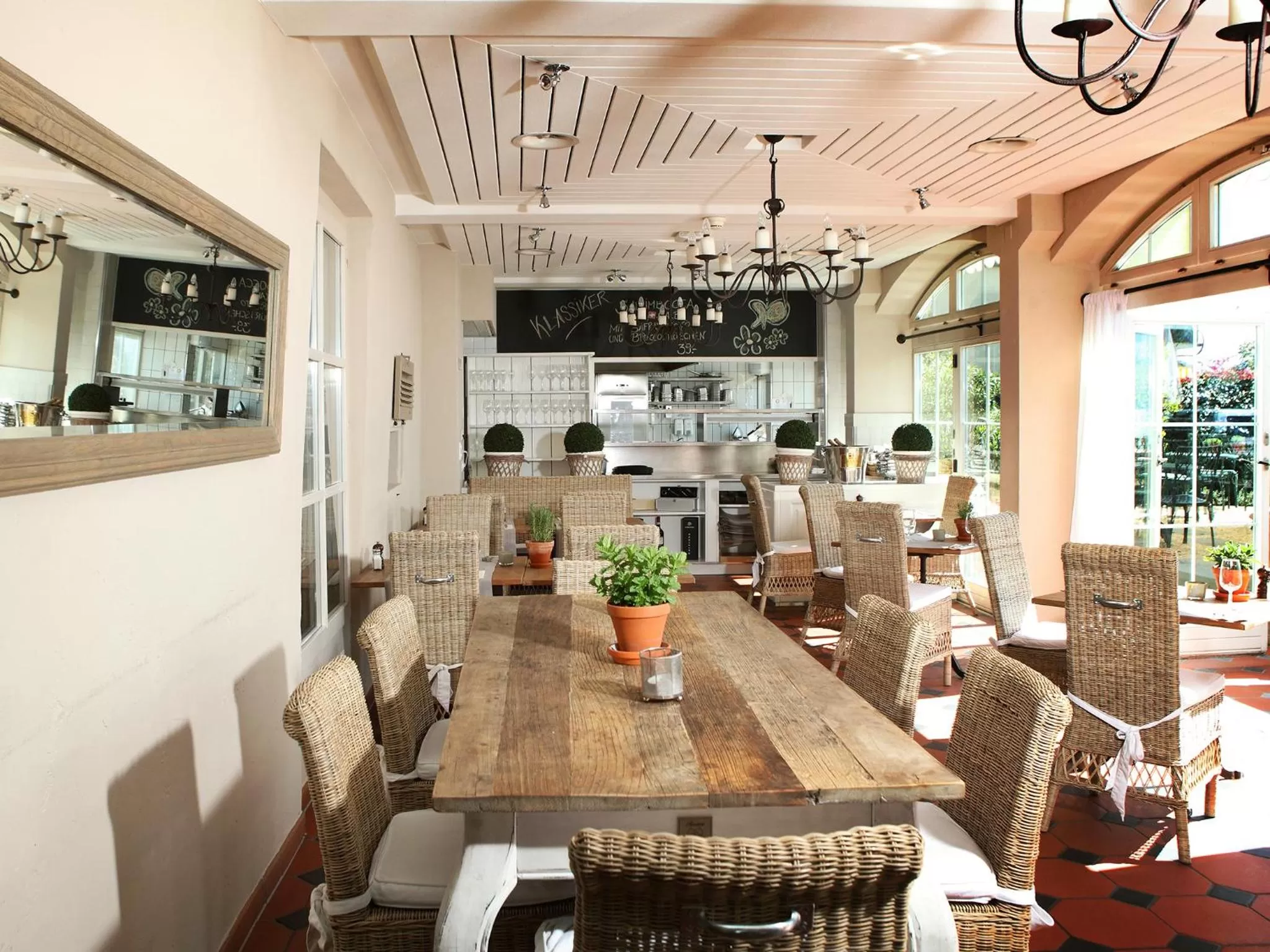 Restaurant/places to eat in Hotel Hirschen am See