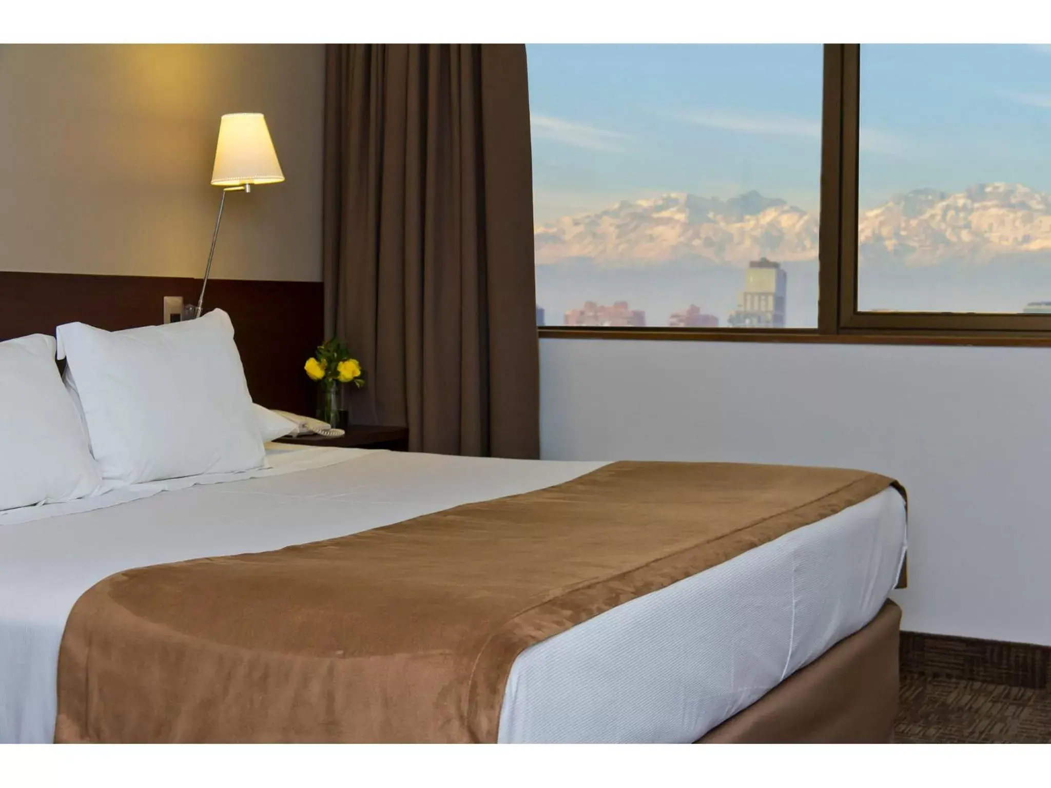 Standard King Room in Hotel Director Vitacura Standard King Room in Hotel Director Vitacura