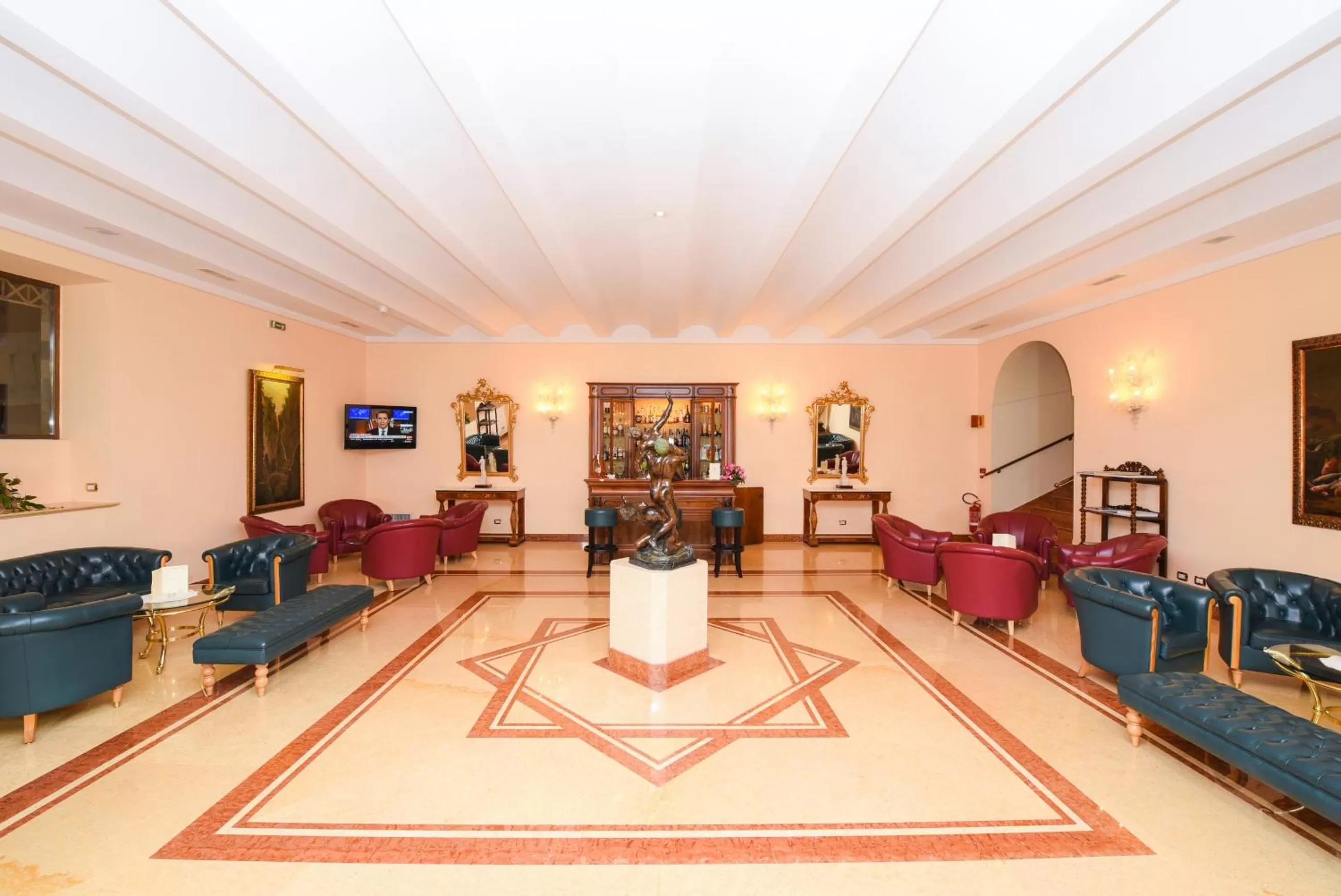 Lounge or bar in Hotel Antiche Mura