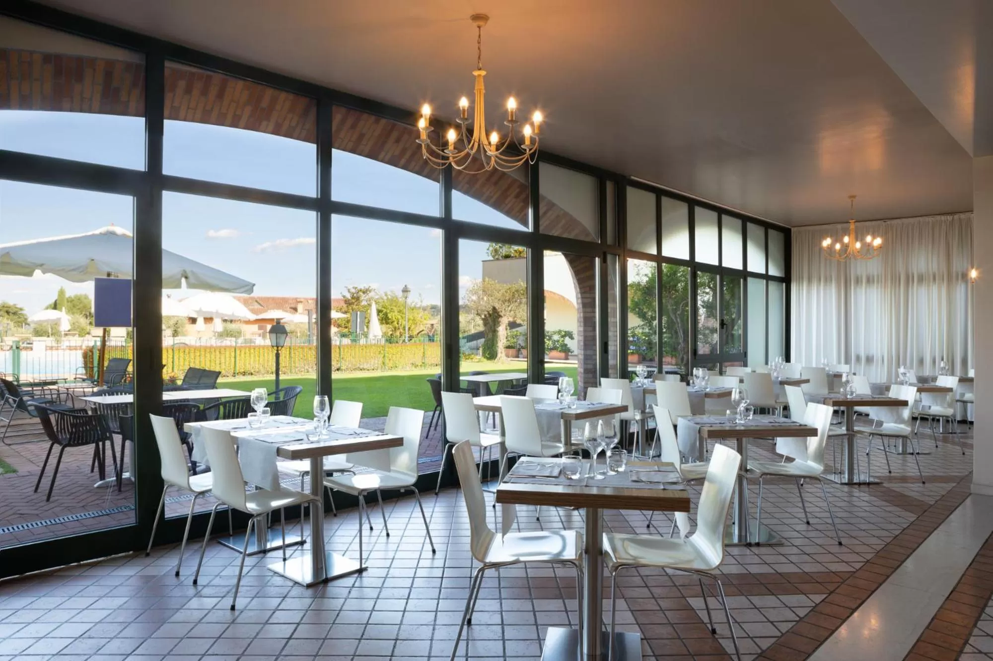 Restaurant/places to eat in Le Terrazze sul Lago Hotel & Residence