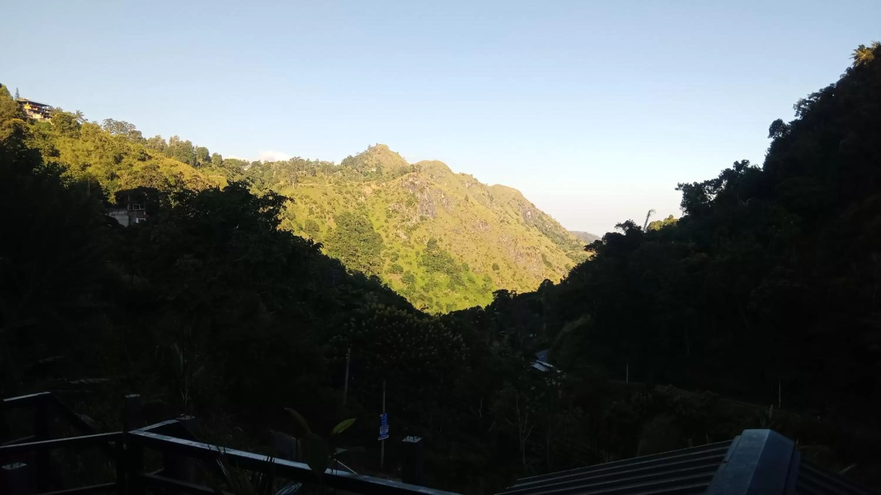 Mountain View in Ella Lucky Panoramic