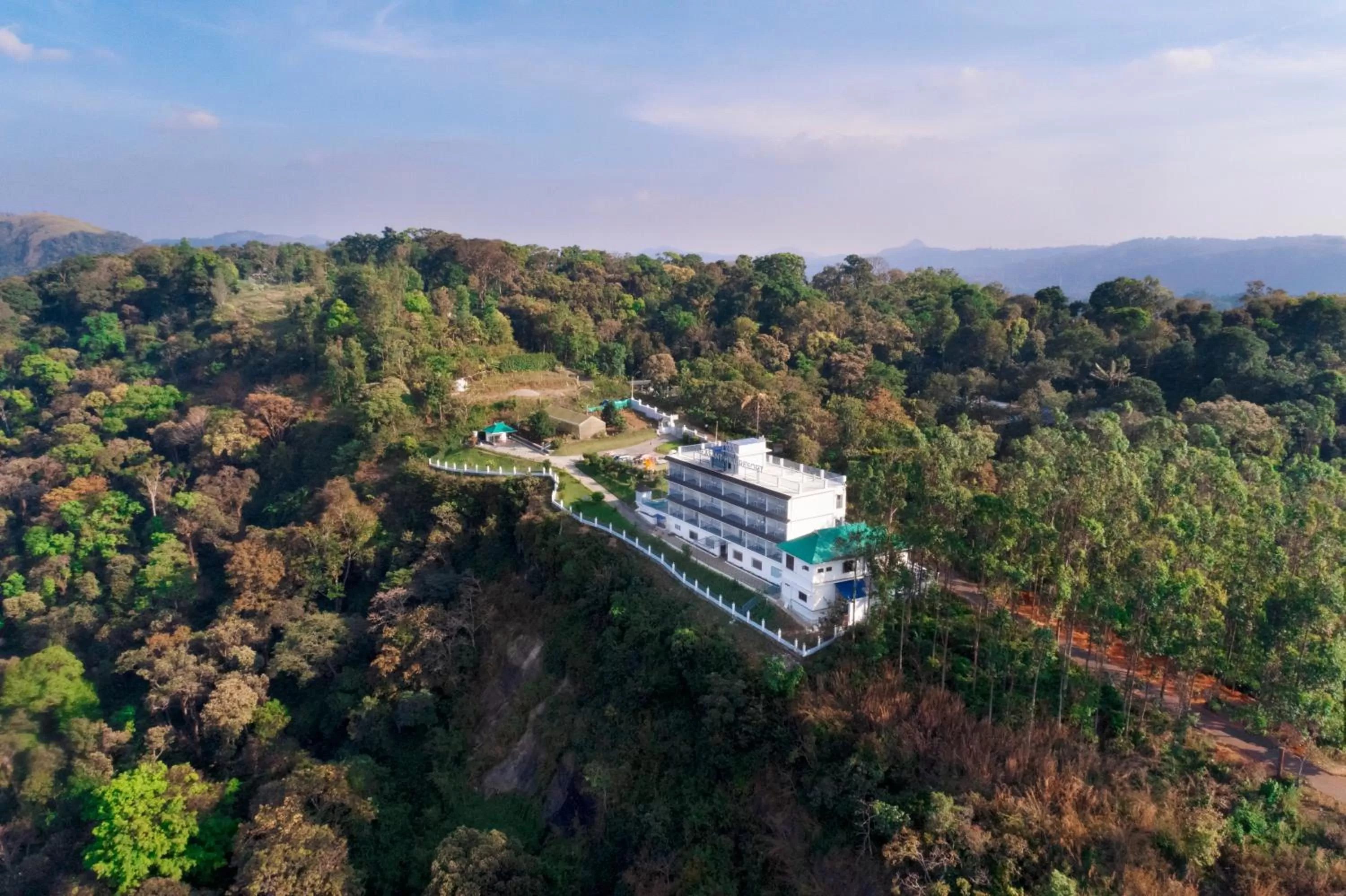 Bird's eye view, Bird's-eye View in Pleasant Hill Resort