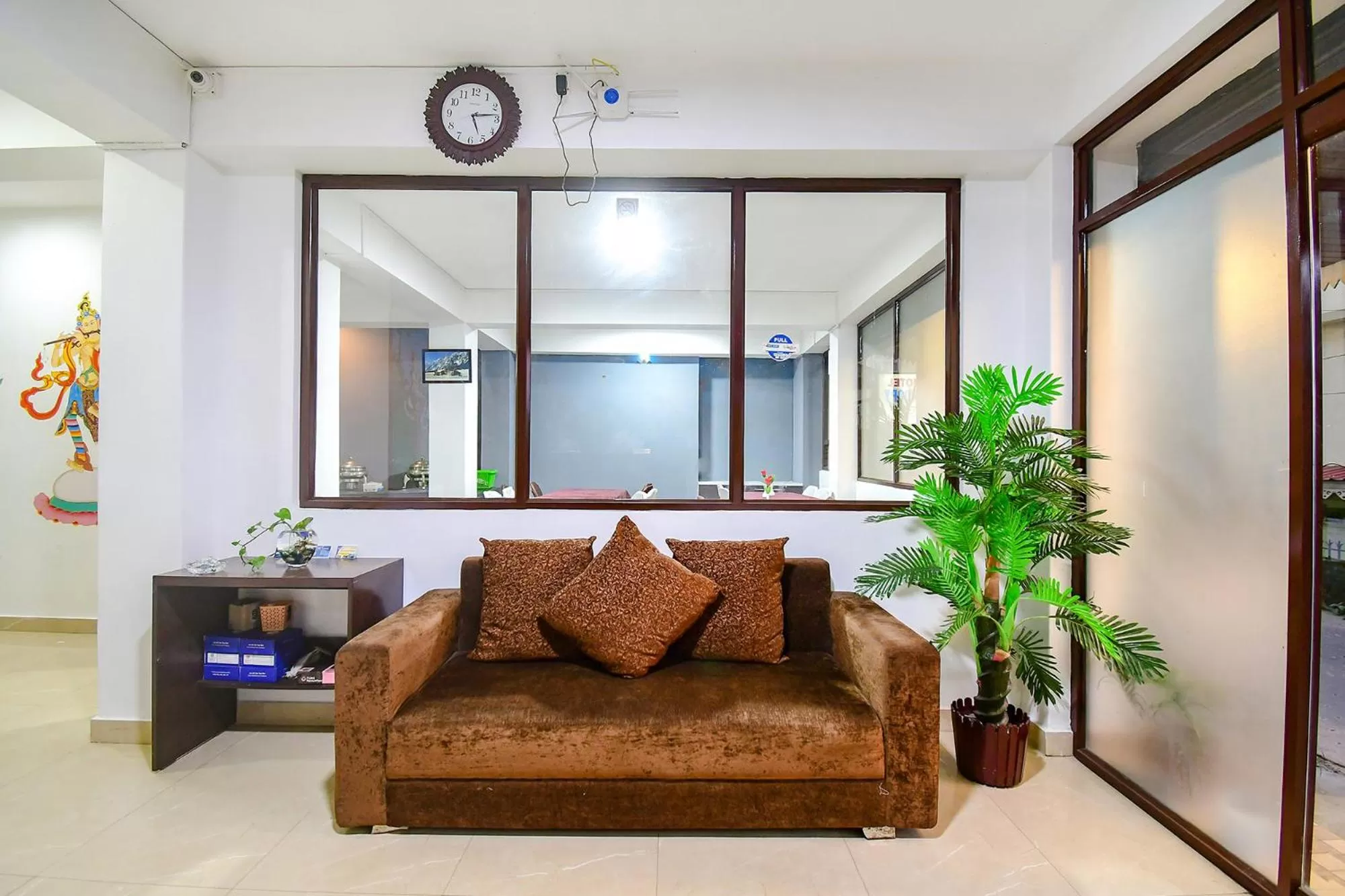 Seating area in FabHotel Snoopy