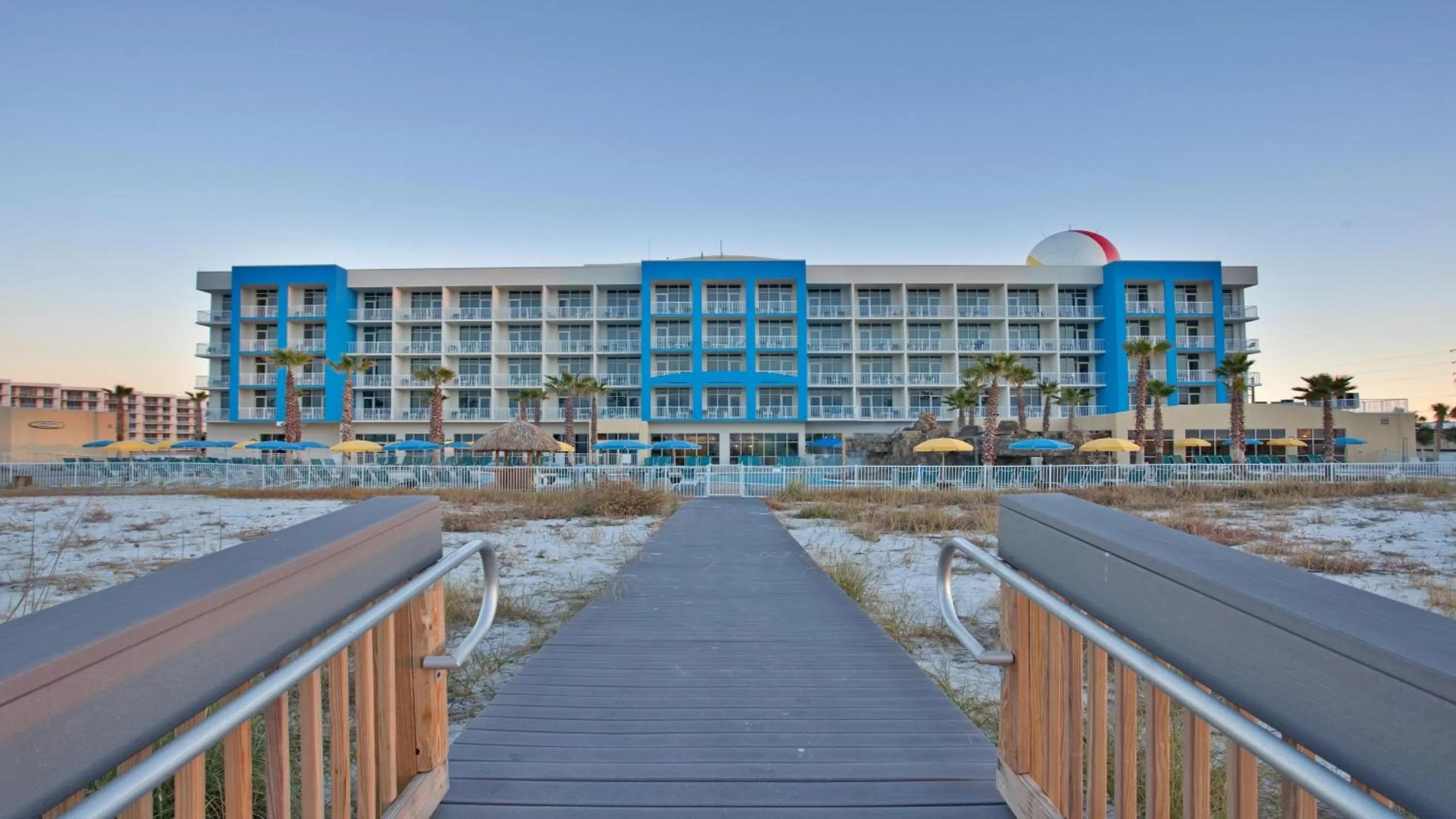 Property building in Holiday Inn Resort Fort Walton Beach by IHG