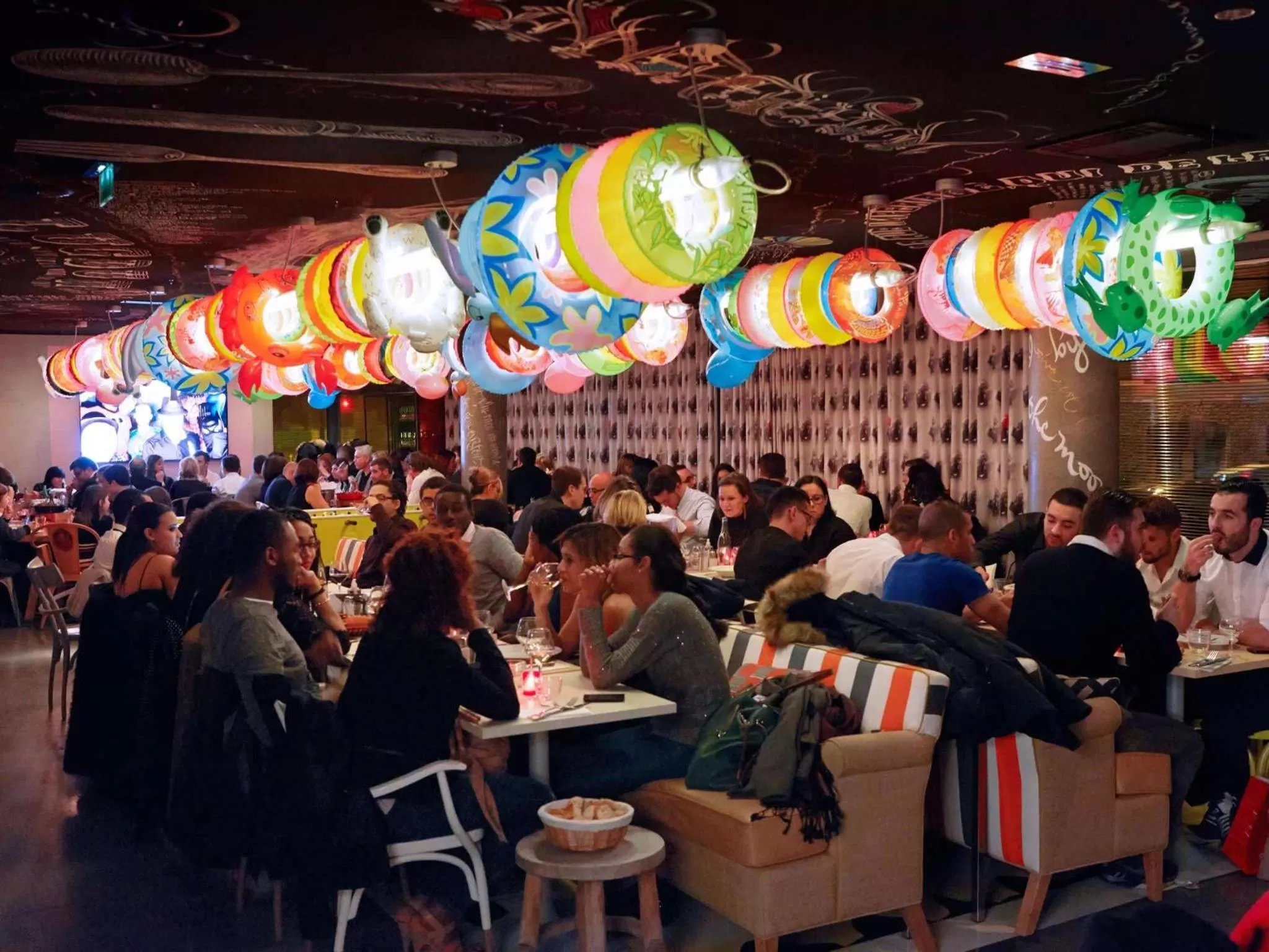 Restaurant/places to eat in Mama Shelter Lyon