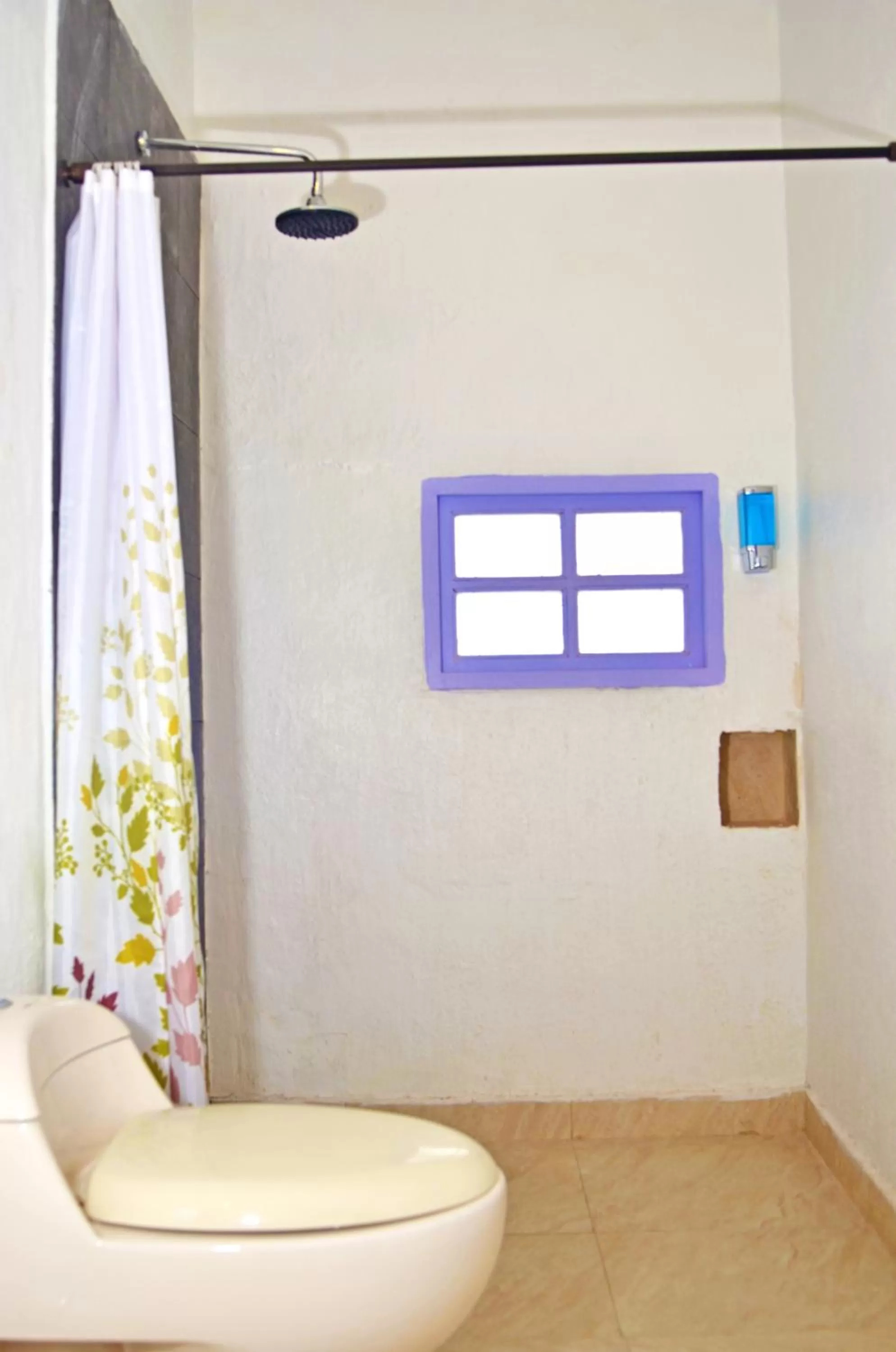 Toilet, Bathroom in Faro de Alejandría Hostel