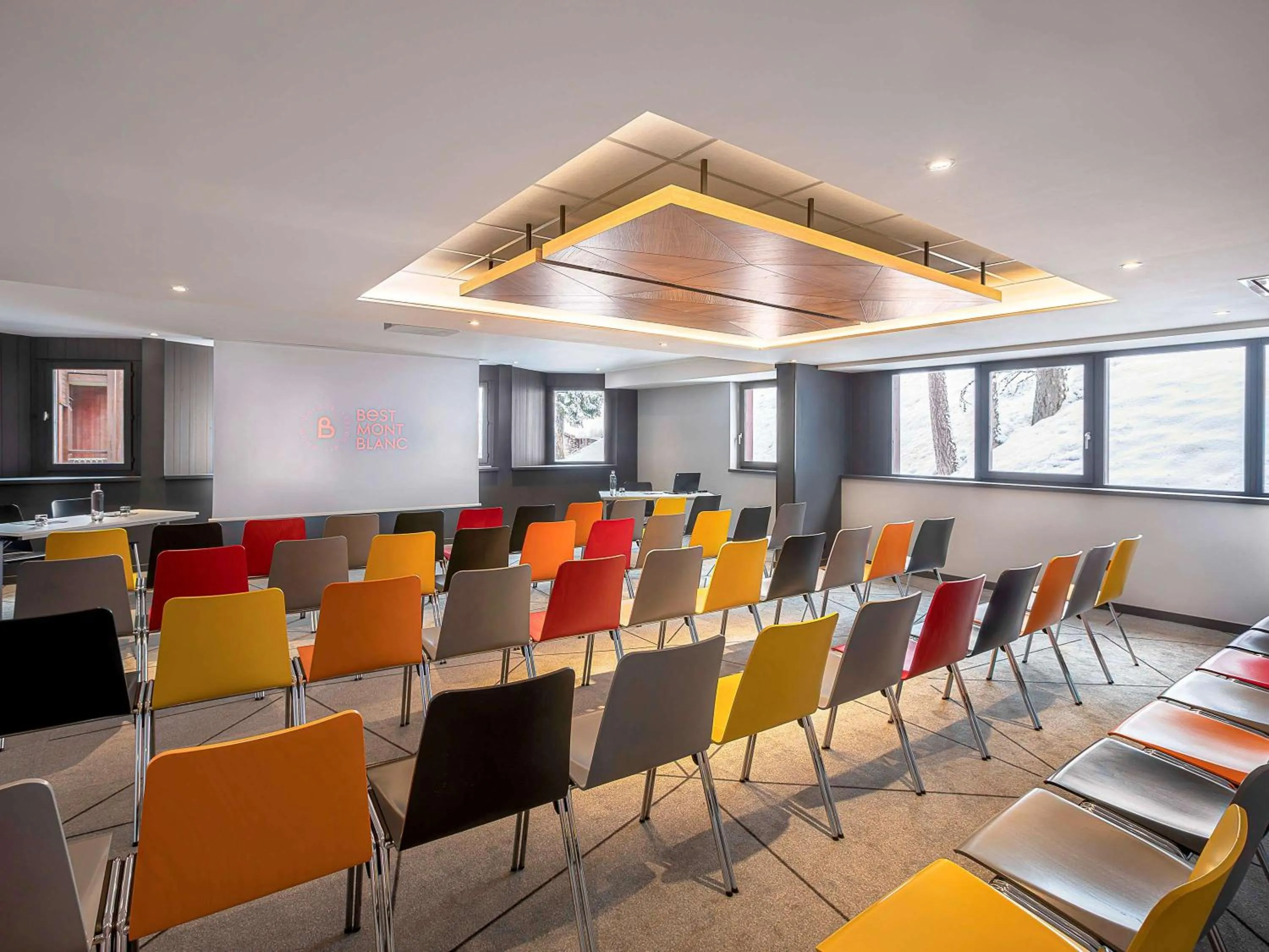 Meeting/conference room in Altezza - Arc 1800 Hotel & Spa - ex Mercure