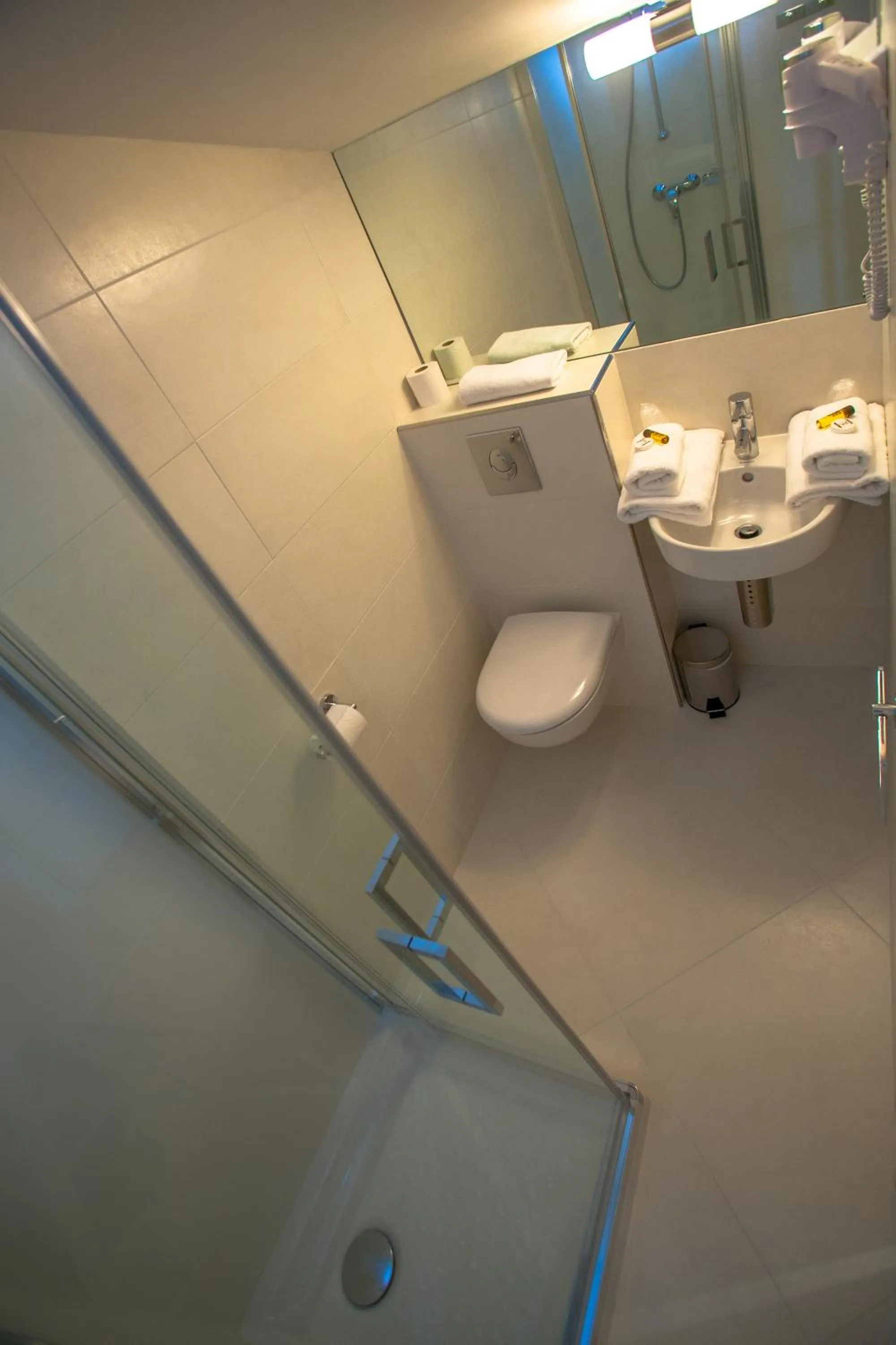 Bathroom in Hotel Cesario