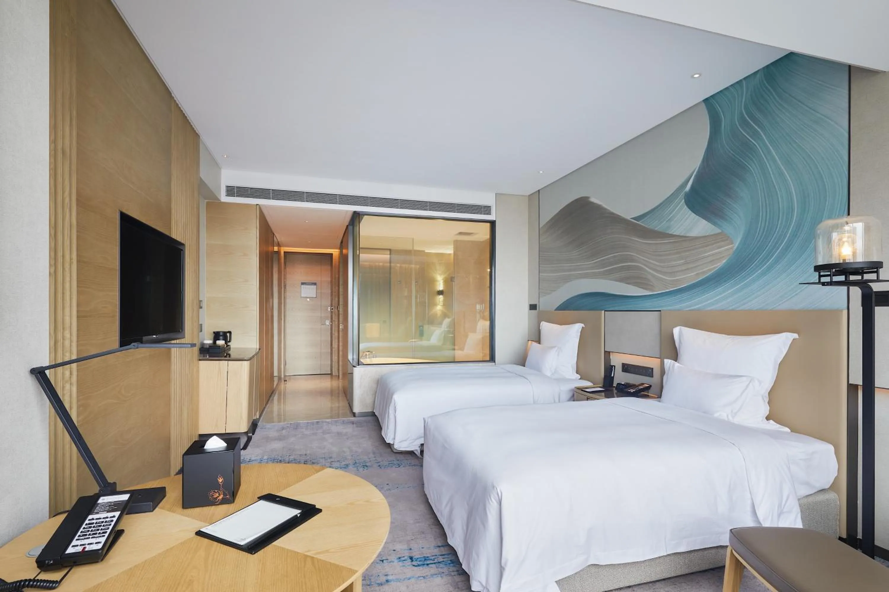 Photo of the whole room, Bed in Pullman Shanghai Qingpu Excellence