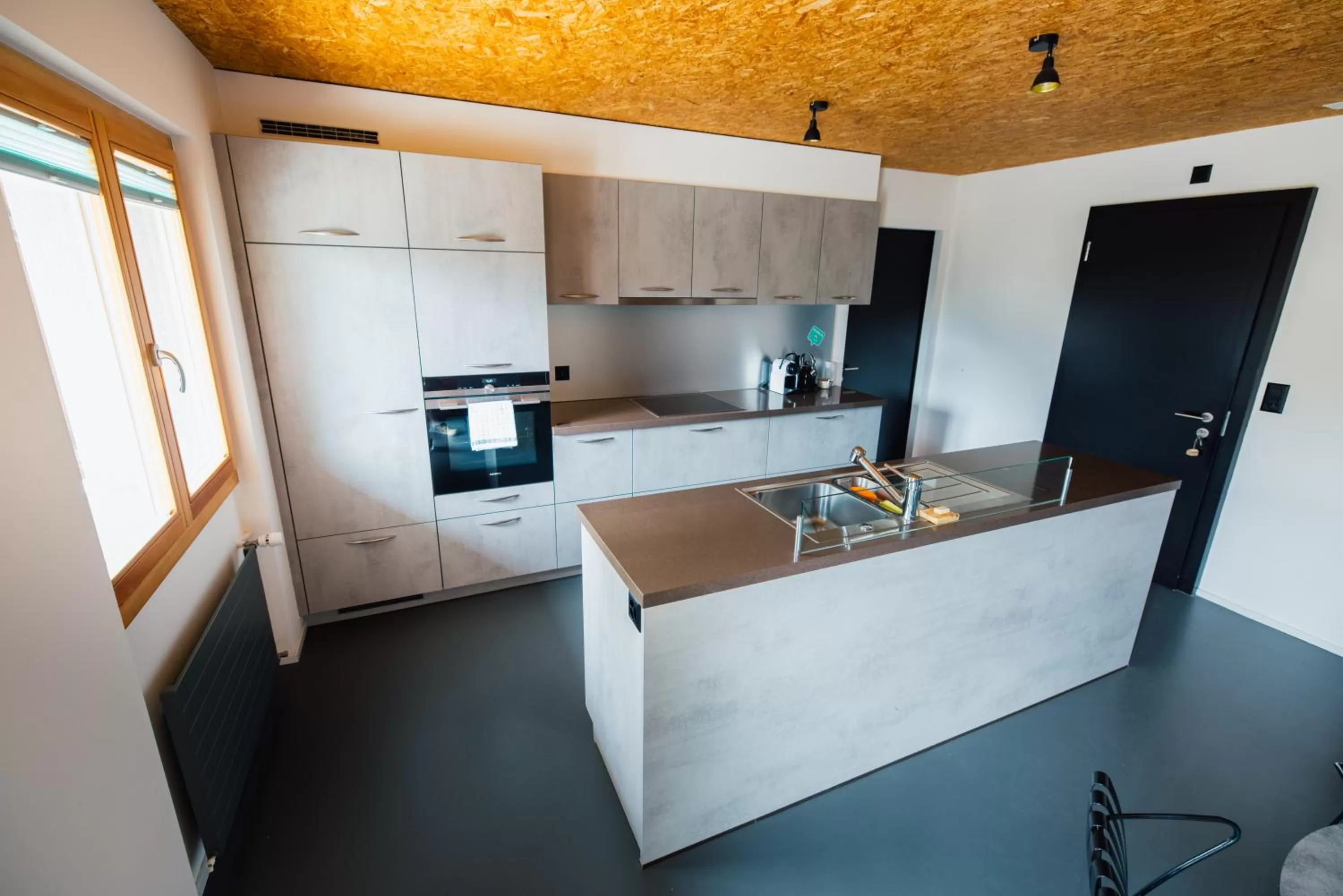 kitchen in B&B La Forge de Diogne - luxury and cosy alpine lodge