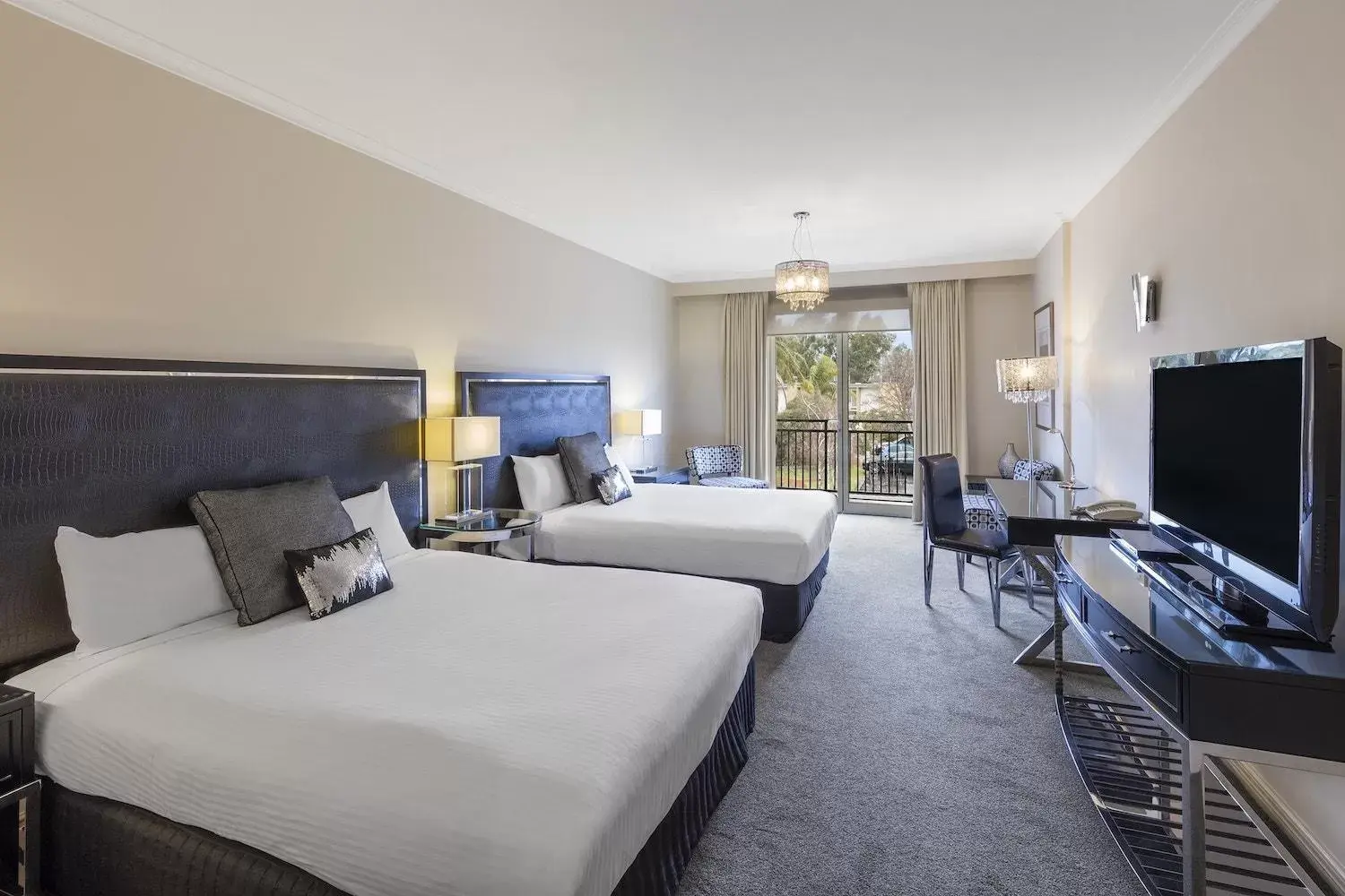 Executive Queen Room with Two Queen Beds in The Carrington Hotel Executive Queen Room with Two Queen Beds in The Carrington Hotel